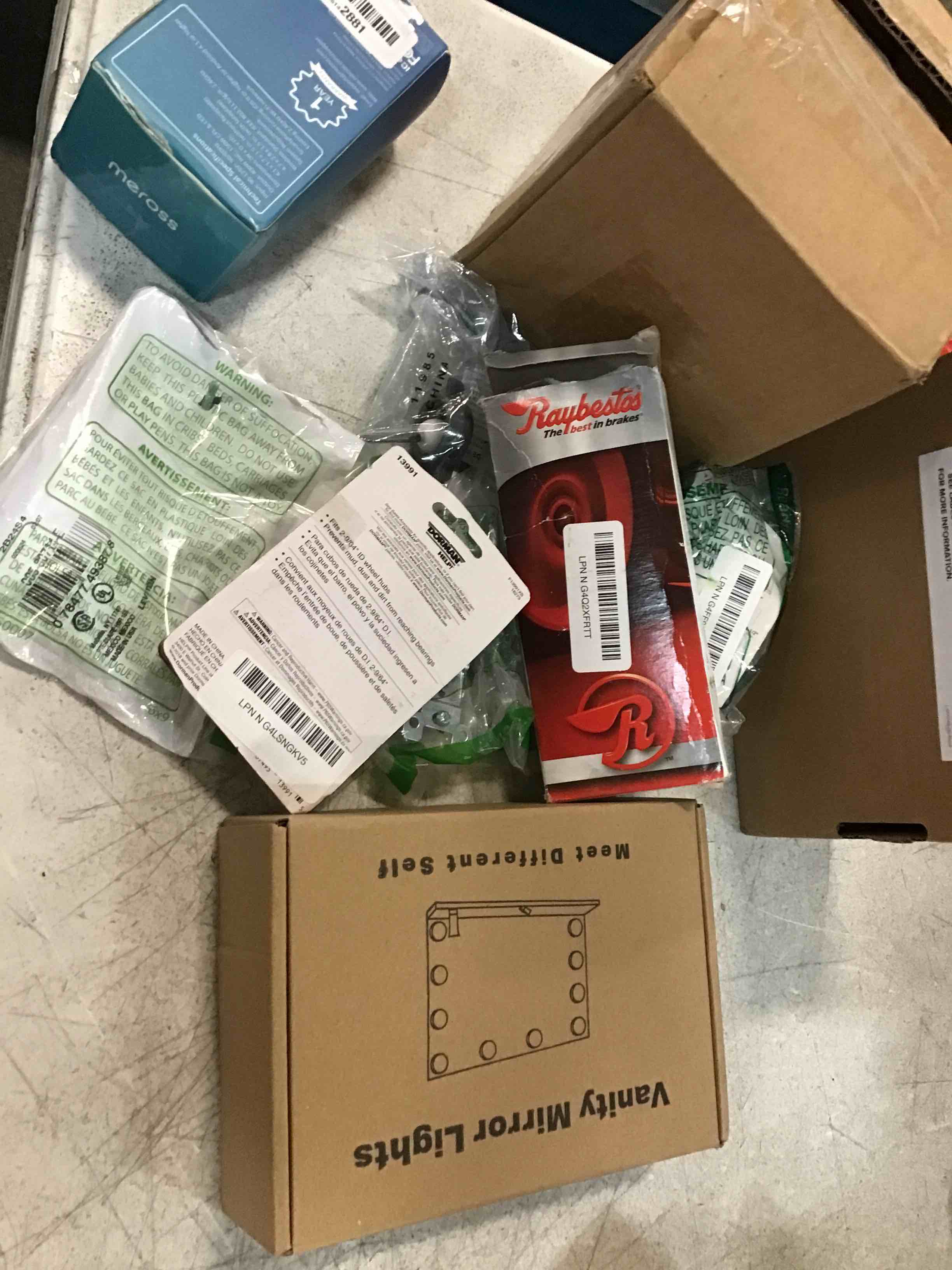 https://s3.amazonaws.com/lotting-images-prod/bidfta/TEA0541353_1730306237111.jpeg