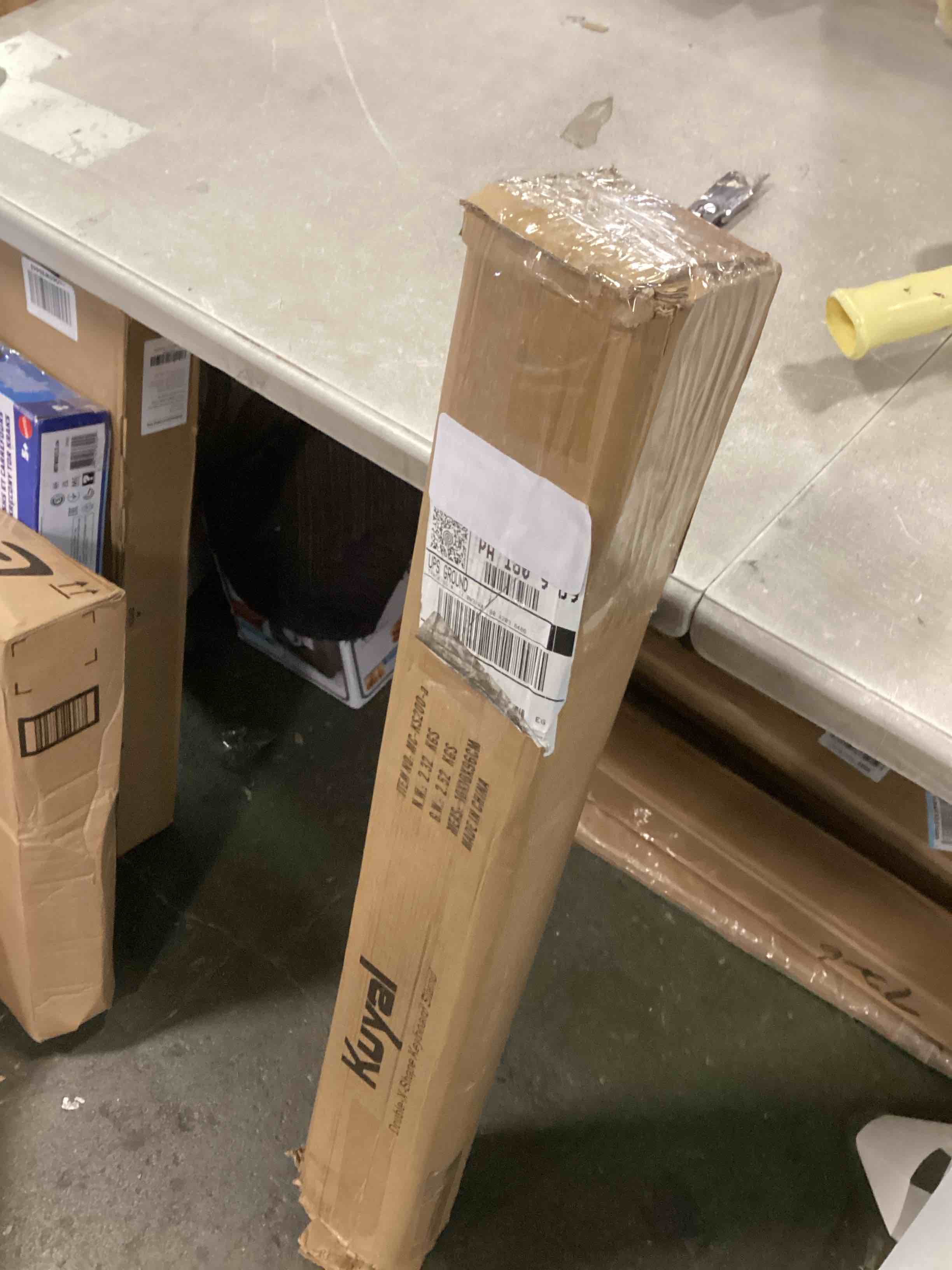 https://s3.amazonaws.com/lotting-images-prod/bidfta/TEA0543295_1731949128516.jpeg