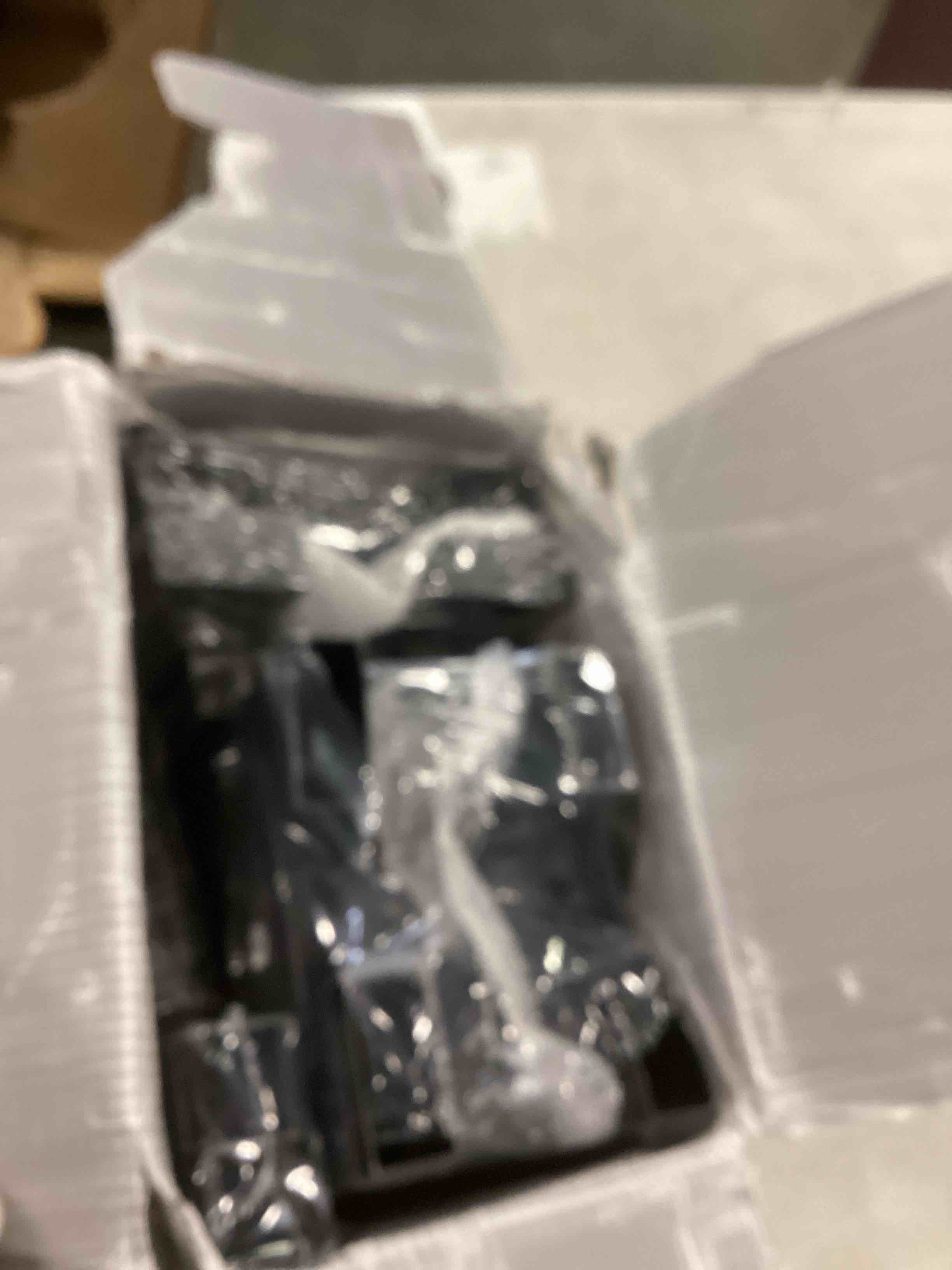 https://s3.amazonaws.com/lotting-images-prod/bidfta/TEA0543315_1731946260531.jpeg