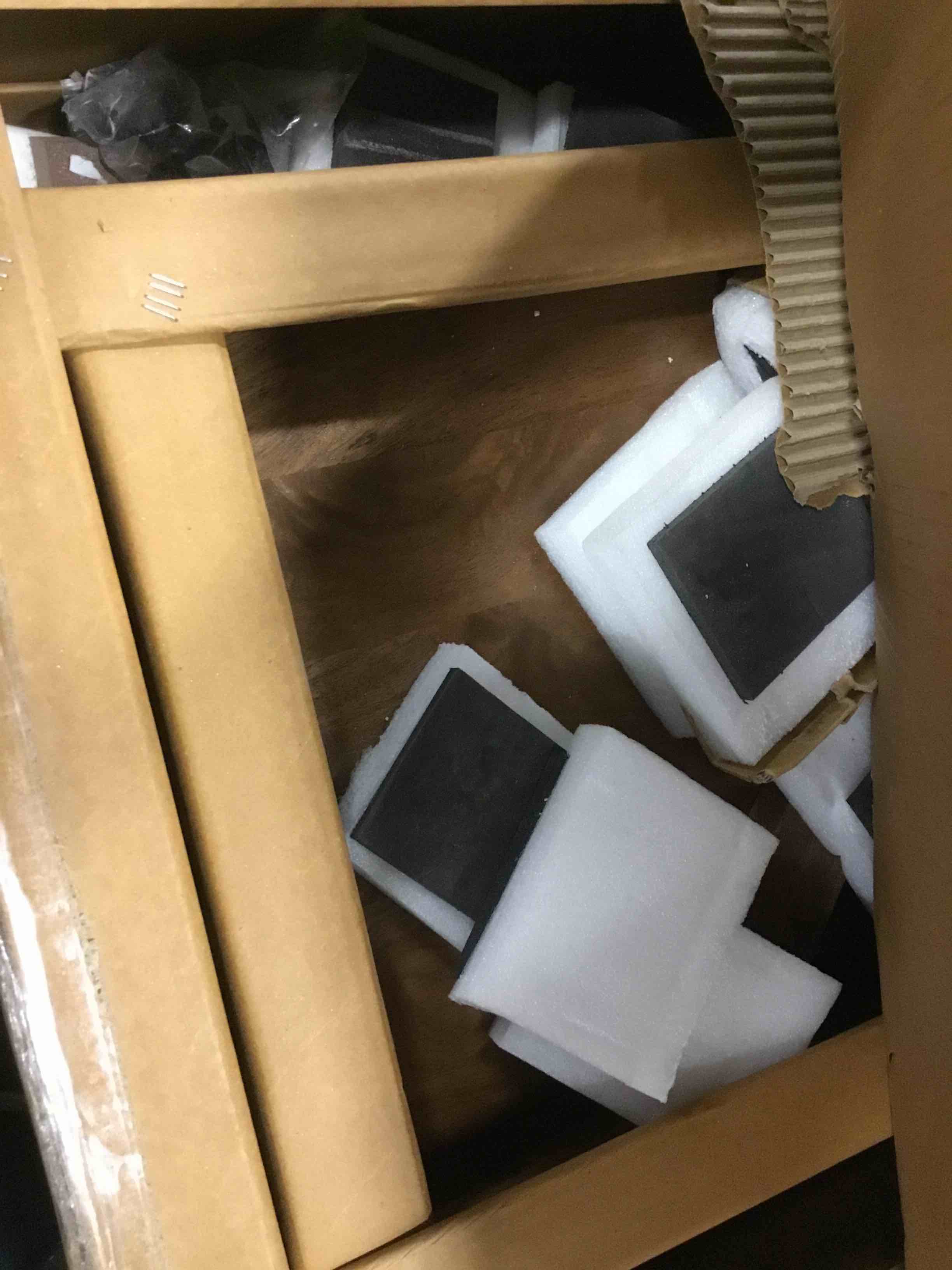 https://s3.amazonaws.com/lotting-images-prod/bidfta/TEA0544349_1733237639376.jpeg