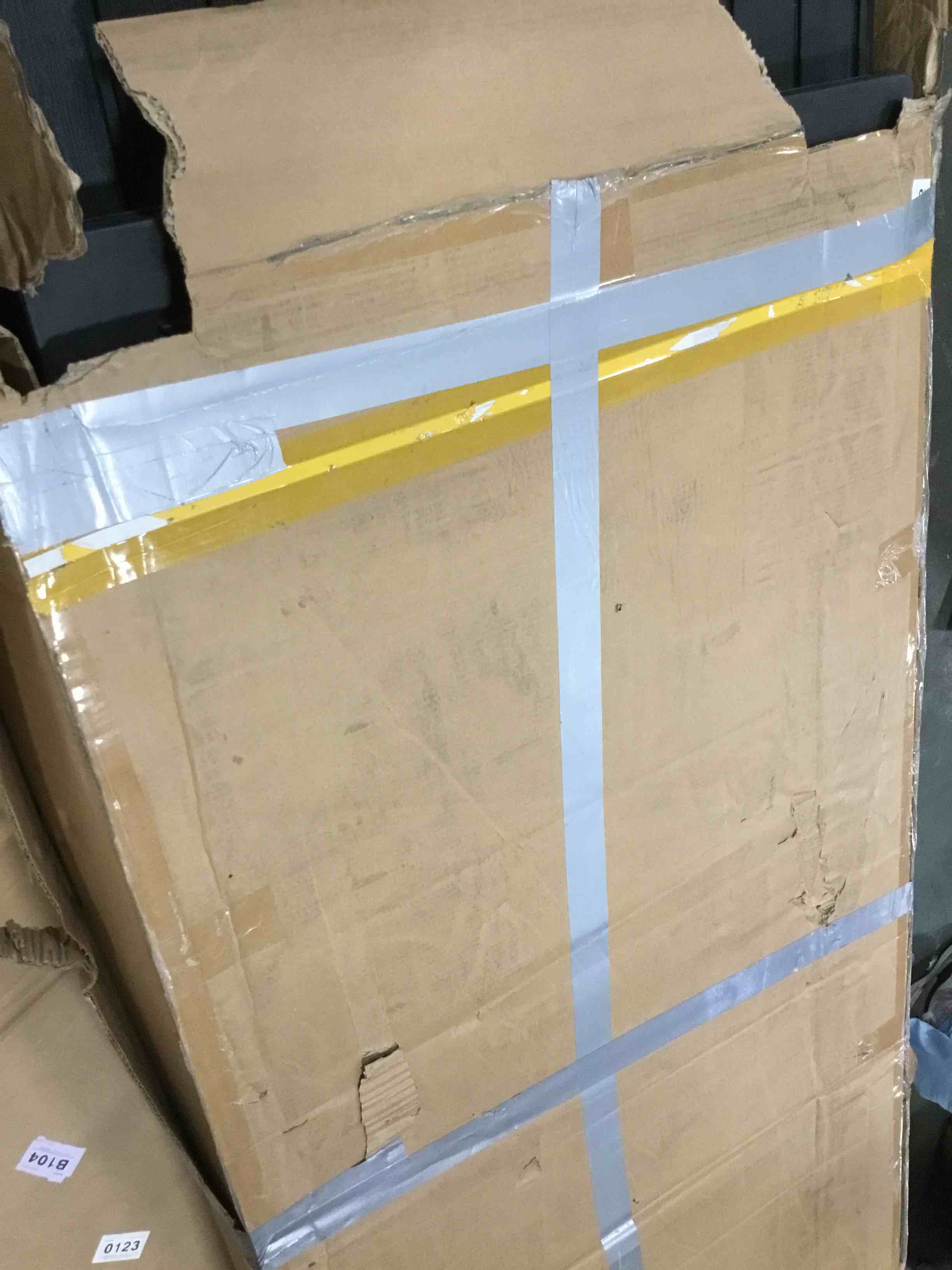 https://s3.amazonaws.com/lotting-images-prod/bidfta/TEA0545217_1732114496604.jpeg