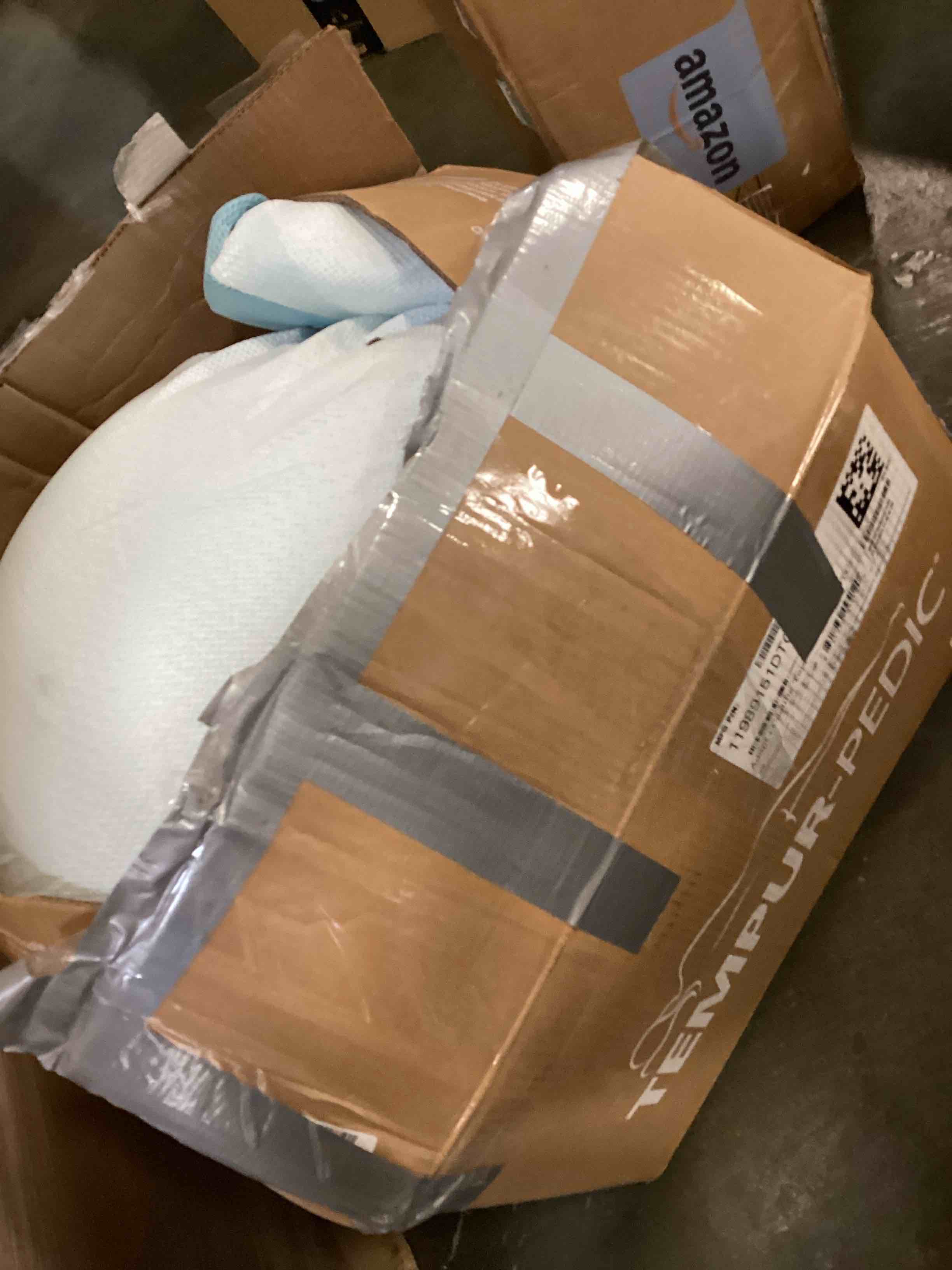 https://s3.amazonaws.com/lotting-images-prod/bidfta/TEA0546556_1730487061933.jpeg
