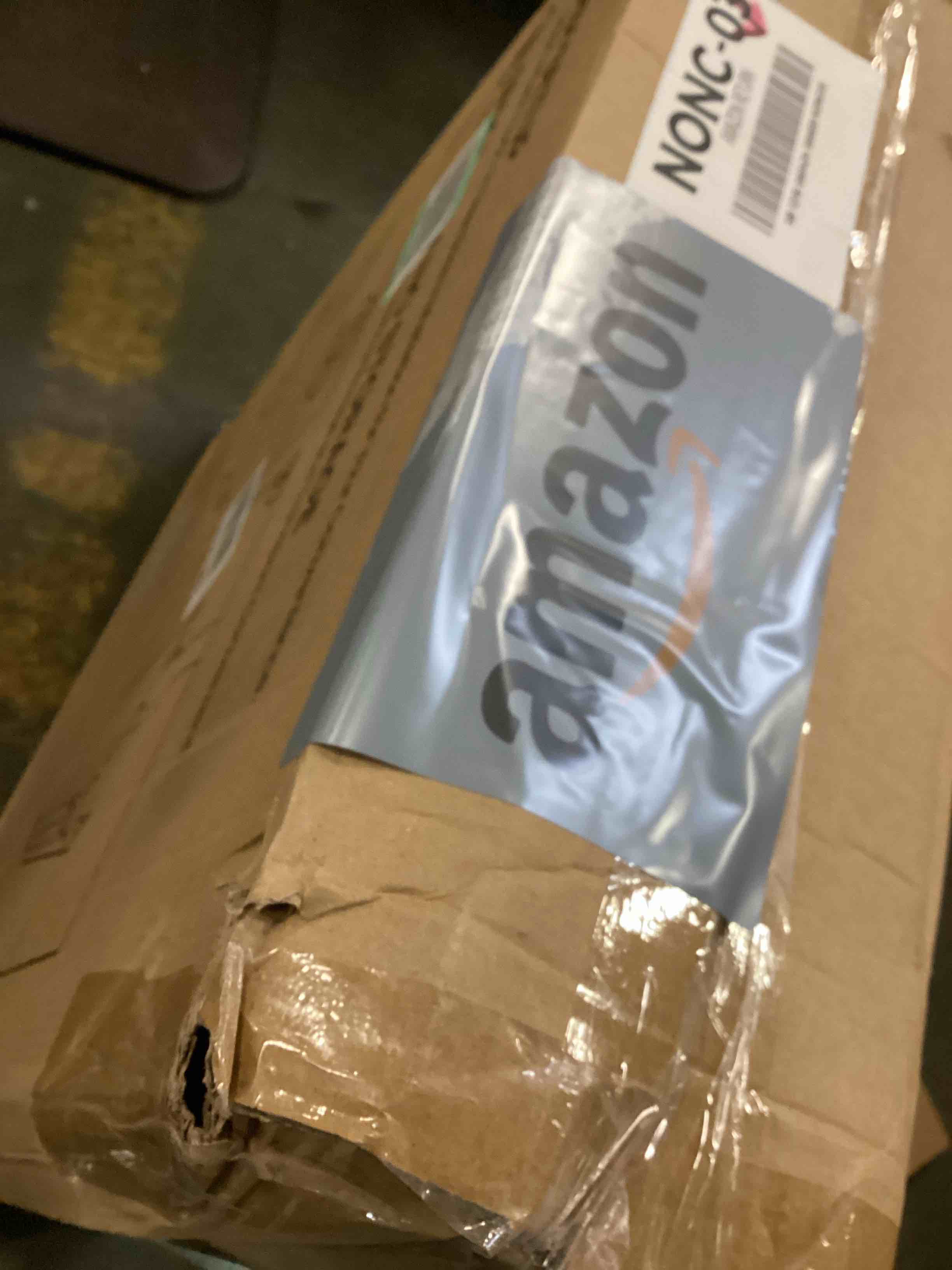 https://s3.amazonaws.com/lotting-images-prod/bidfta/TEA0546587_1730490729868.jpeg