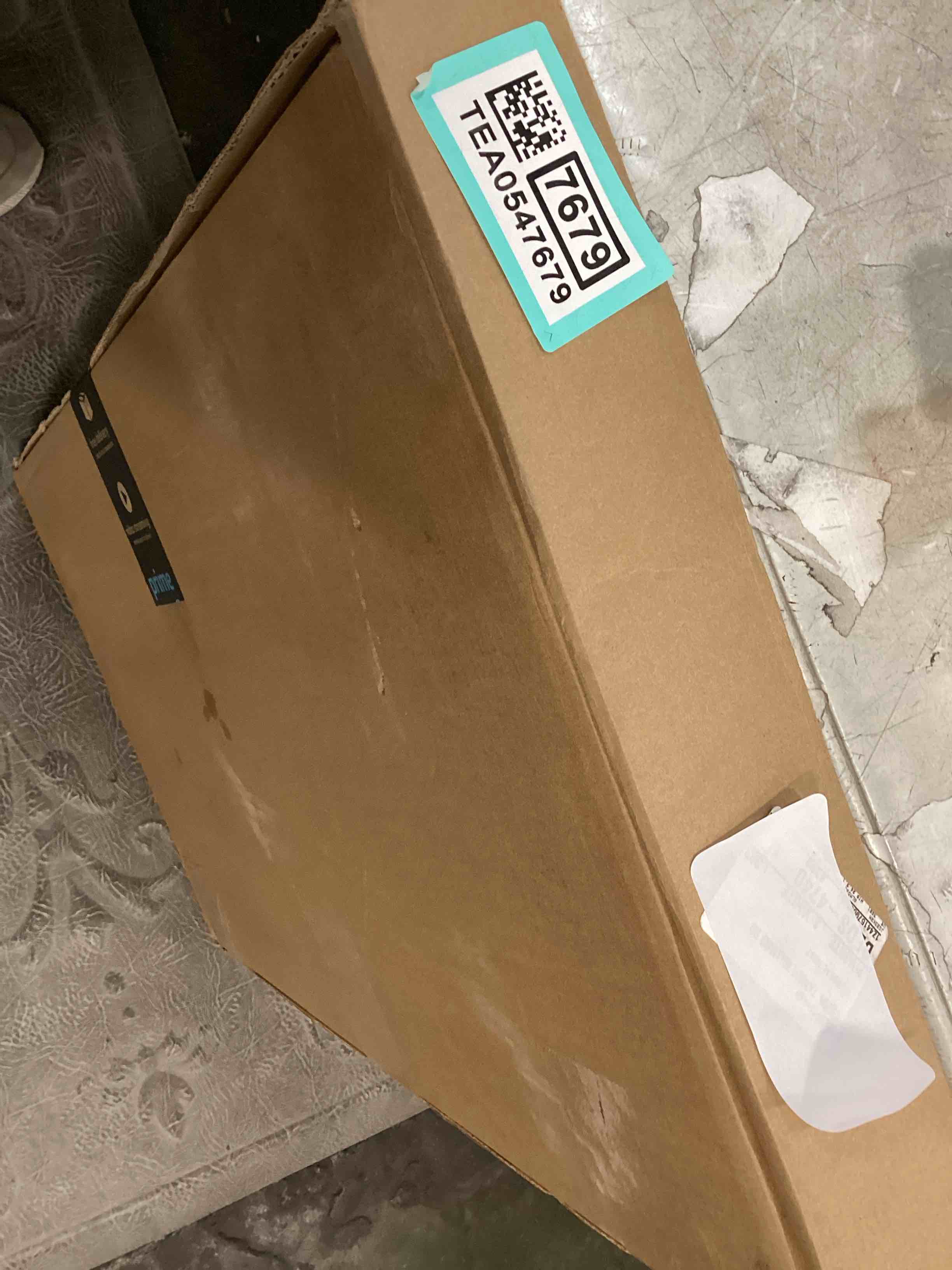 https://s3.amazonaws.com/lotting-images-prod/bidfta/TEA0547679_1730208676736.jpeg