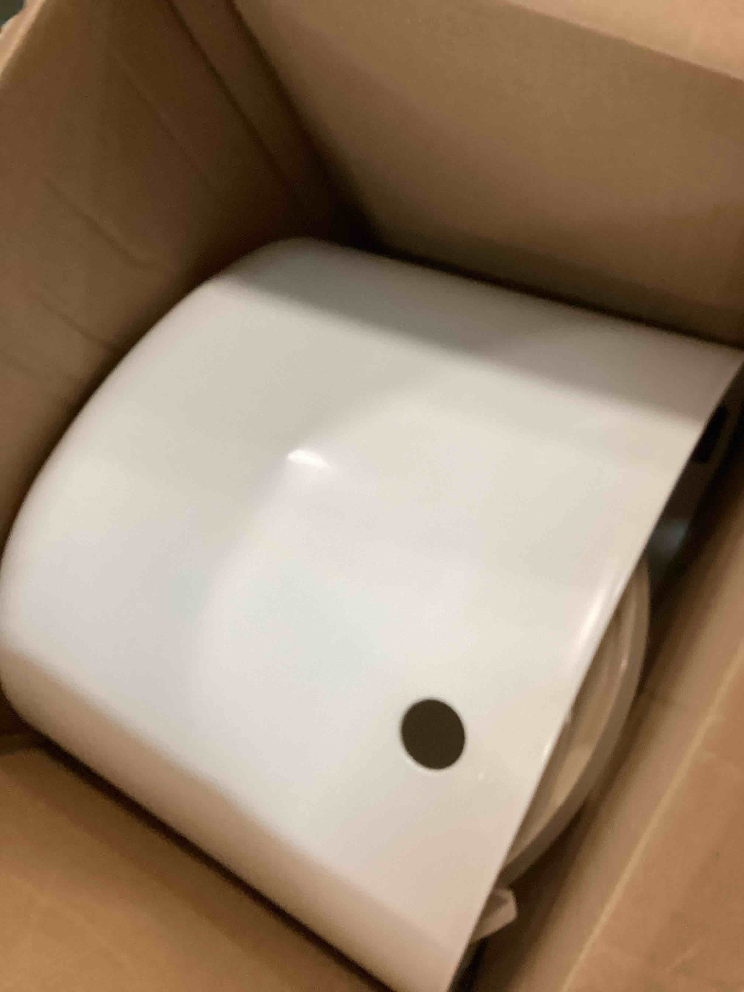 https://s3.amazonaws.com/lotting-images-prod/bidfta/TEA0547726_1730203397003.jpeg