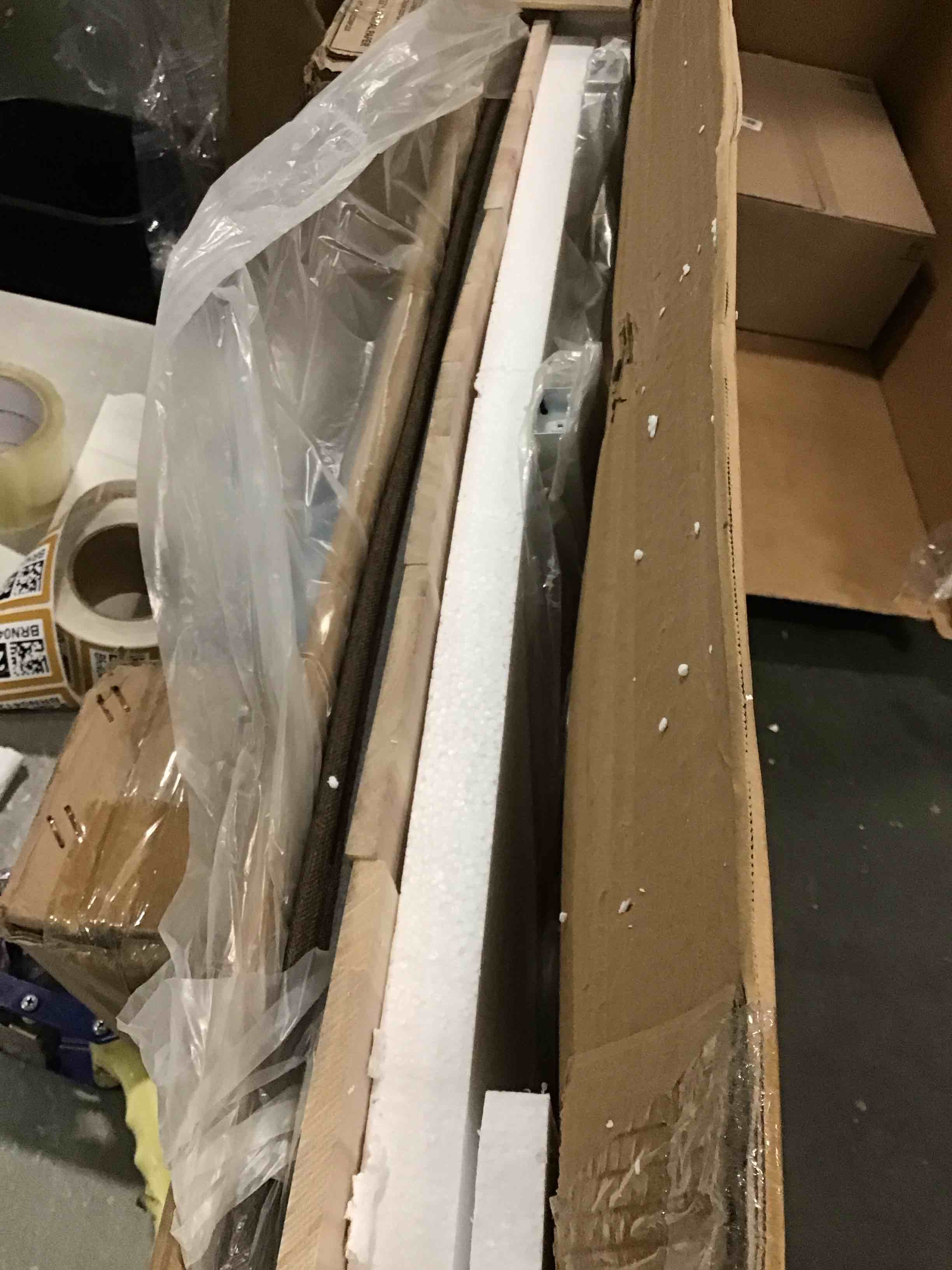 https://s3.amazonaws.com/lotting-images-prod/bidfta/TEA0548363_1731363130672.jpeg