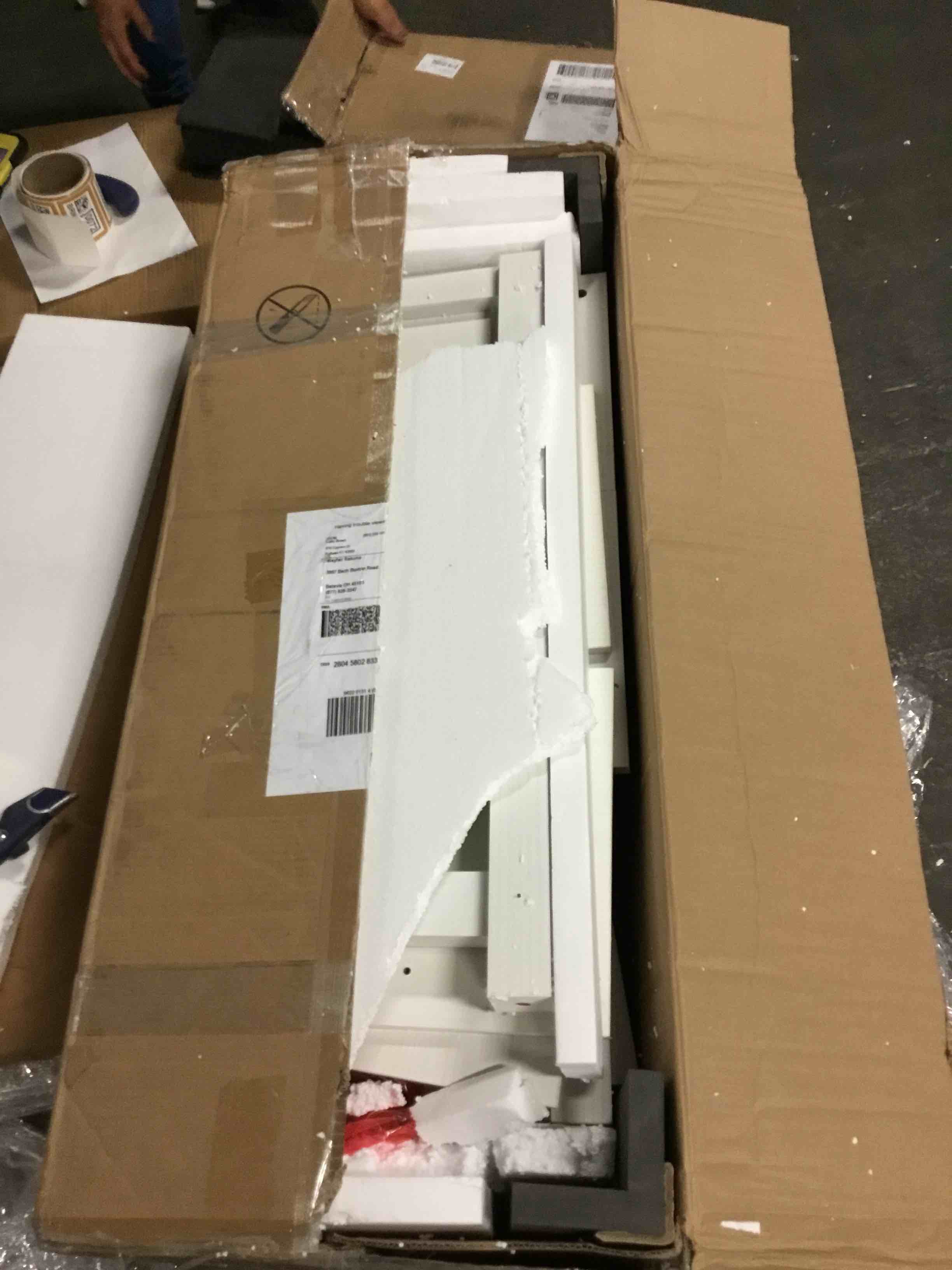 https://s3.amazonaws.com/lotting-images-prod/bidfta/TEA0548867_1730934070345.jpeg