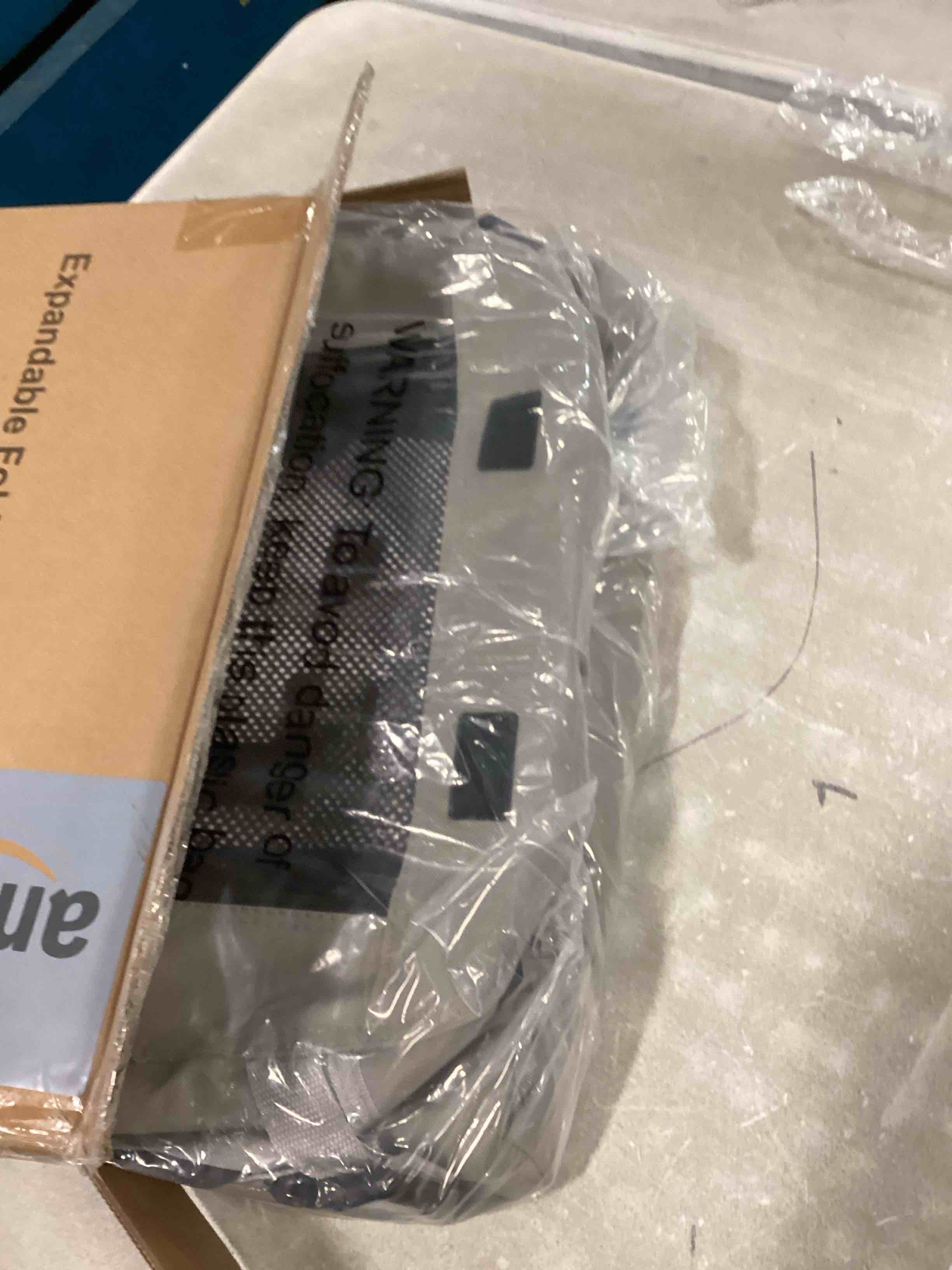 https://s3.amazonaws.com/lotting-images-prod/bidfta/TEA0549329_1730520887415.jpeg