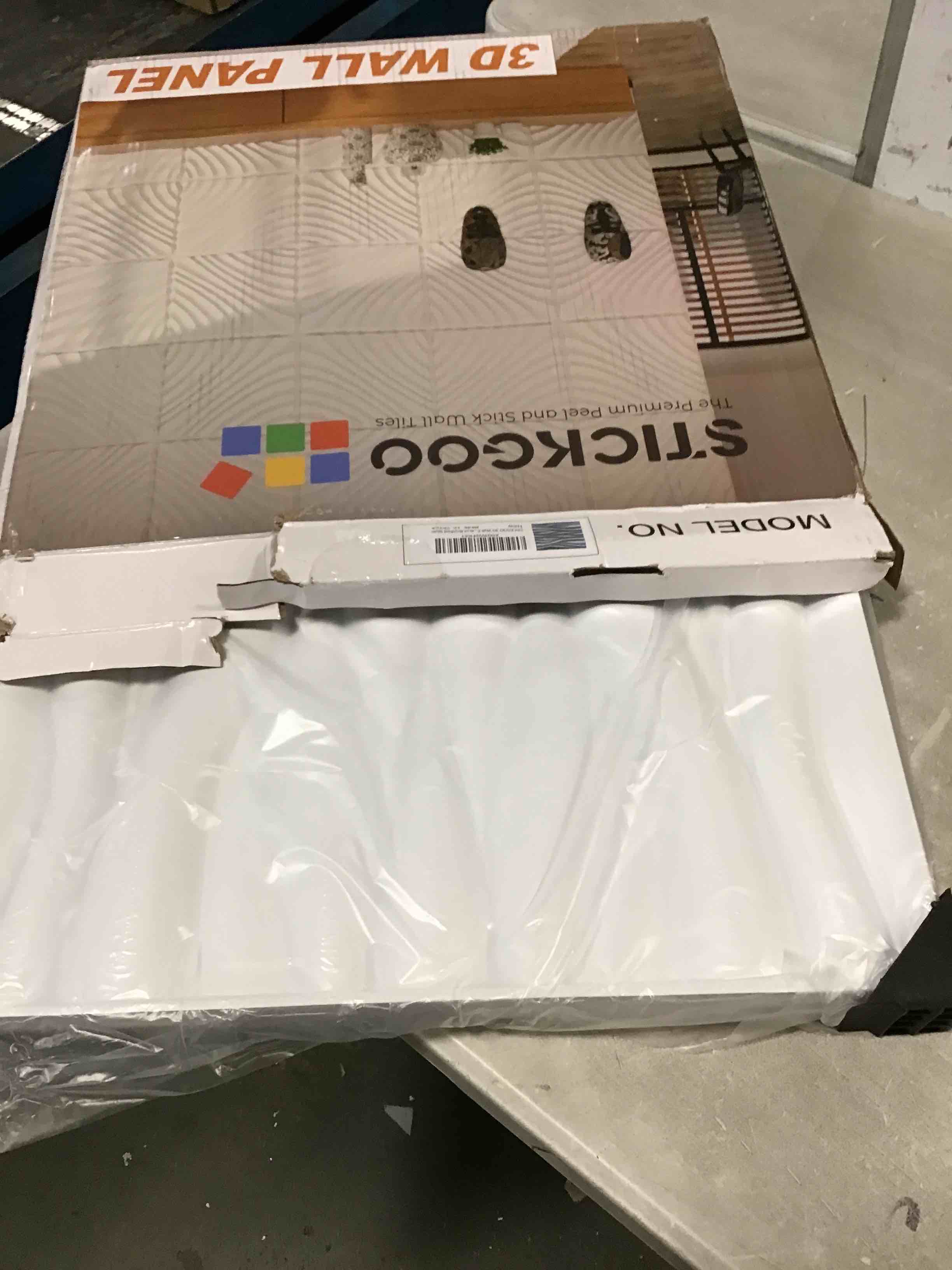 https://s3.amazonaws.com/lotting-images-prod/bidfta/TEA0549704_1730166803344.jpeg