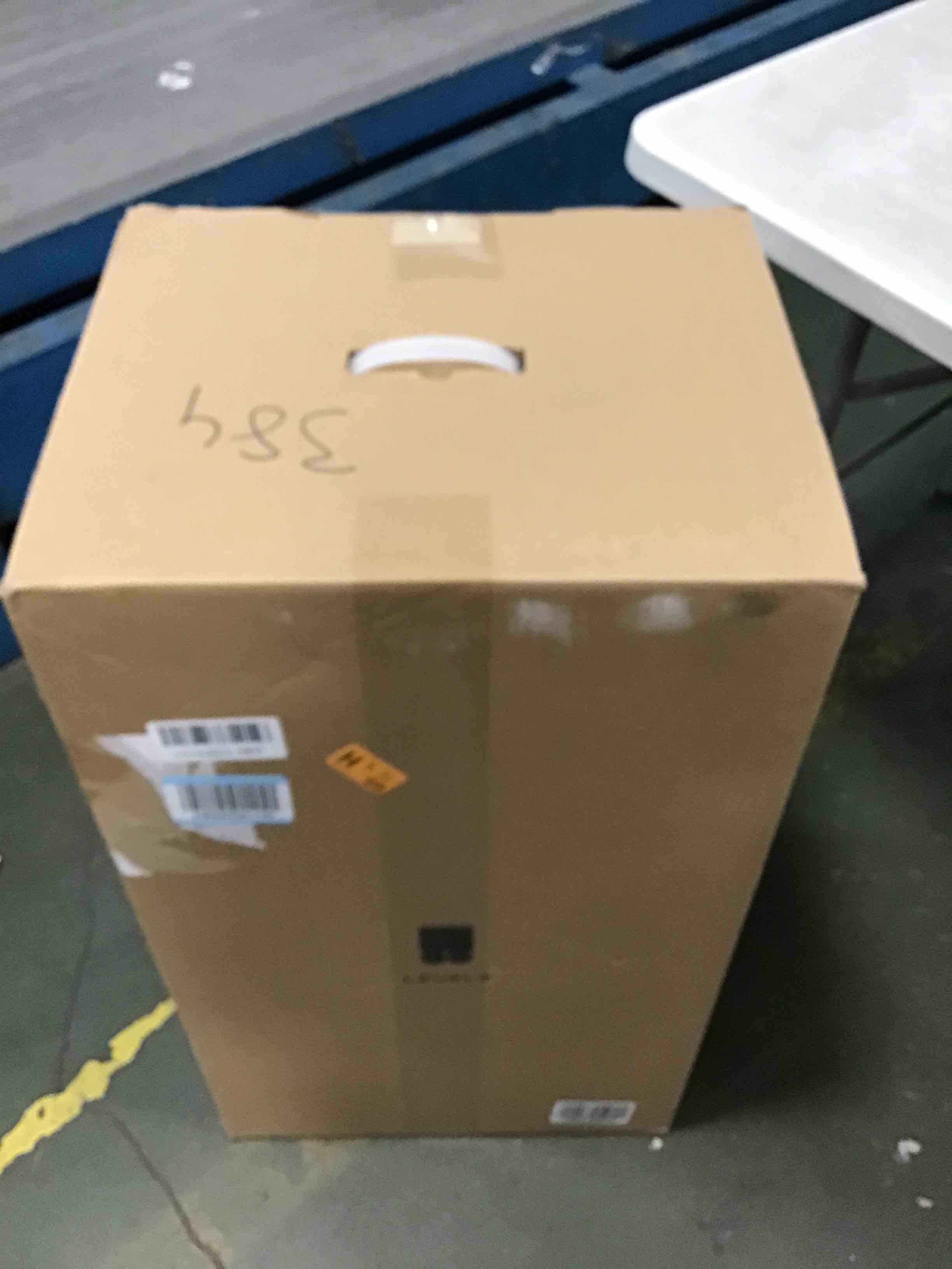 https://s3.amazonaws.com/lotting-images-prod/bidfta/TEA0549990_1729894070245.jpeg
