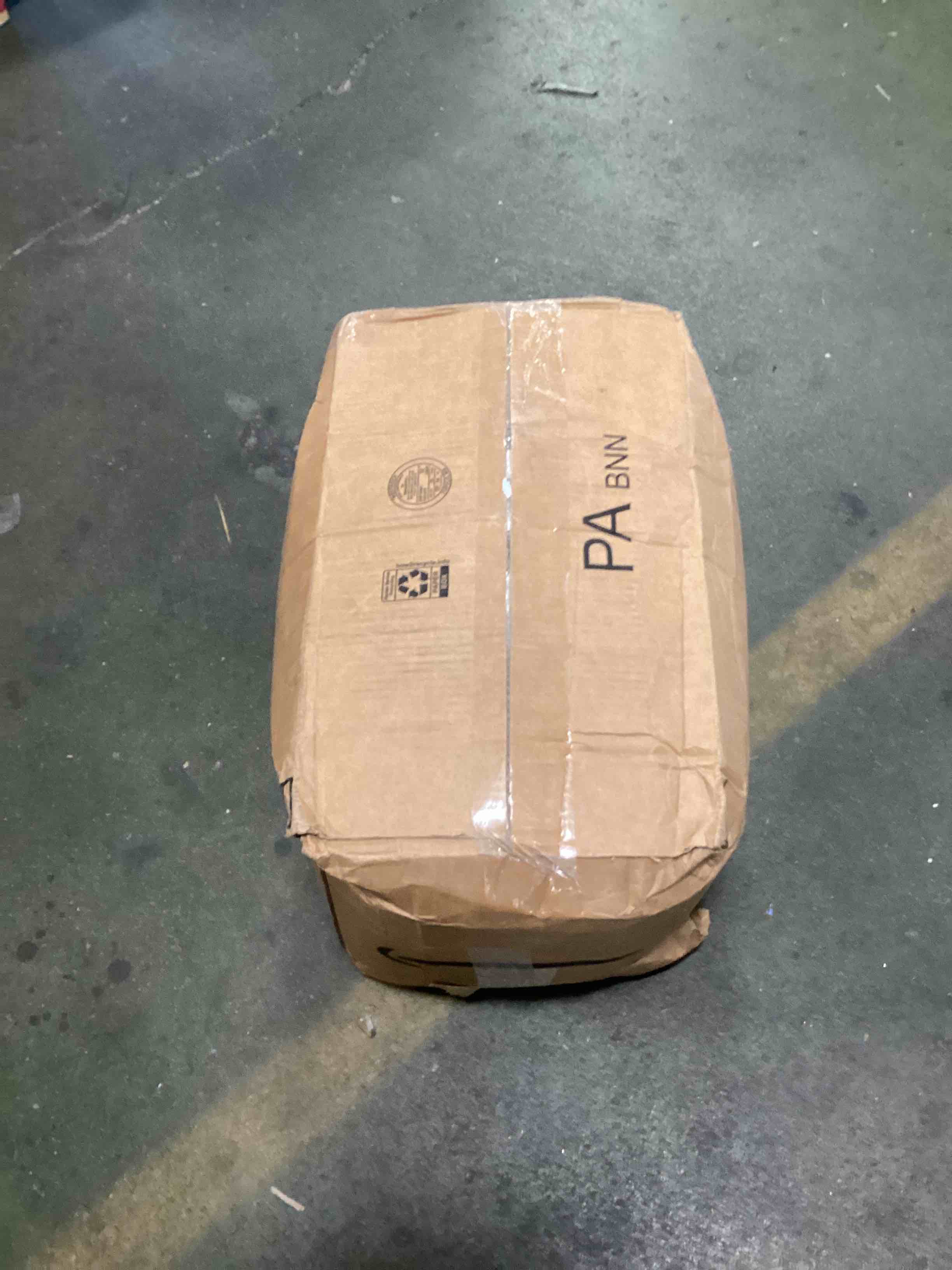 https://s3.amazonaws.com/lotting-images-prod/bidfta/TEA0550951_1730996130159.jpeg