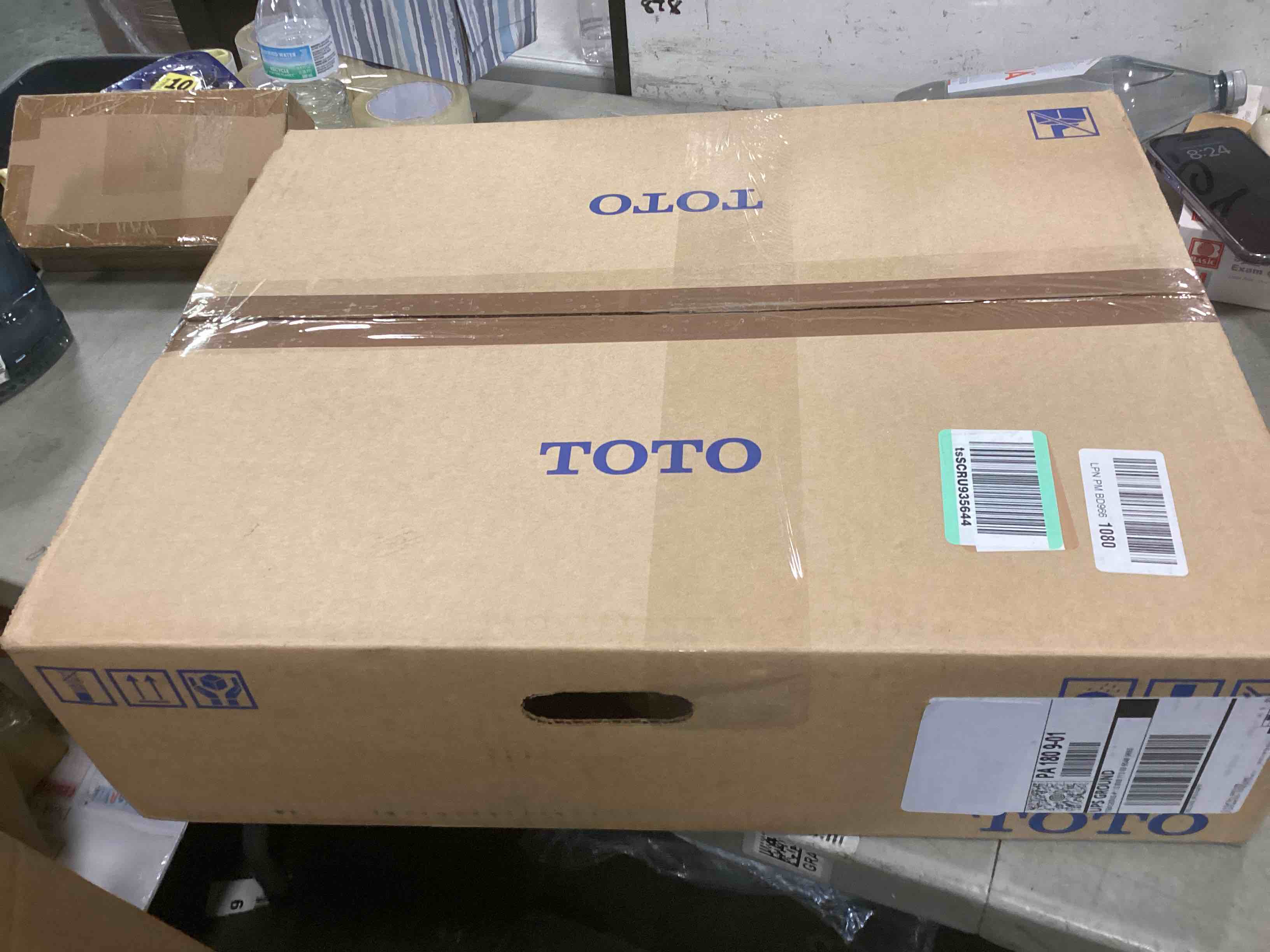 https://s3.amazonaws.com/lotting-images-prod/bidfta/TEA0551584_1730726689157.jpeg