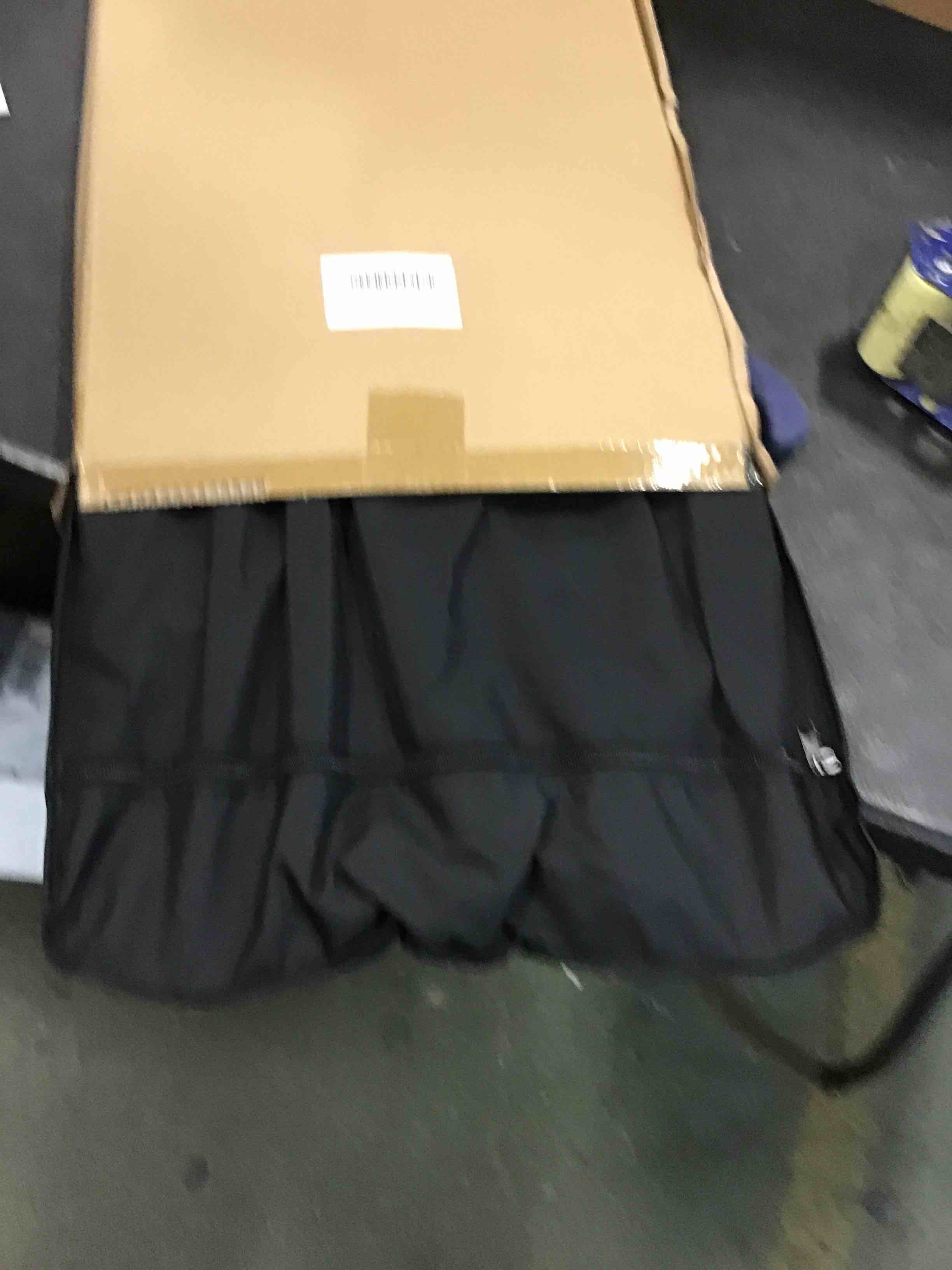 https://s3.amazonaws.com/lotting-images-prod/bidfta/TEA0551842_1730120178099.jpeg