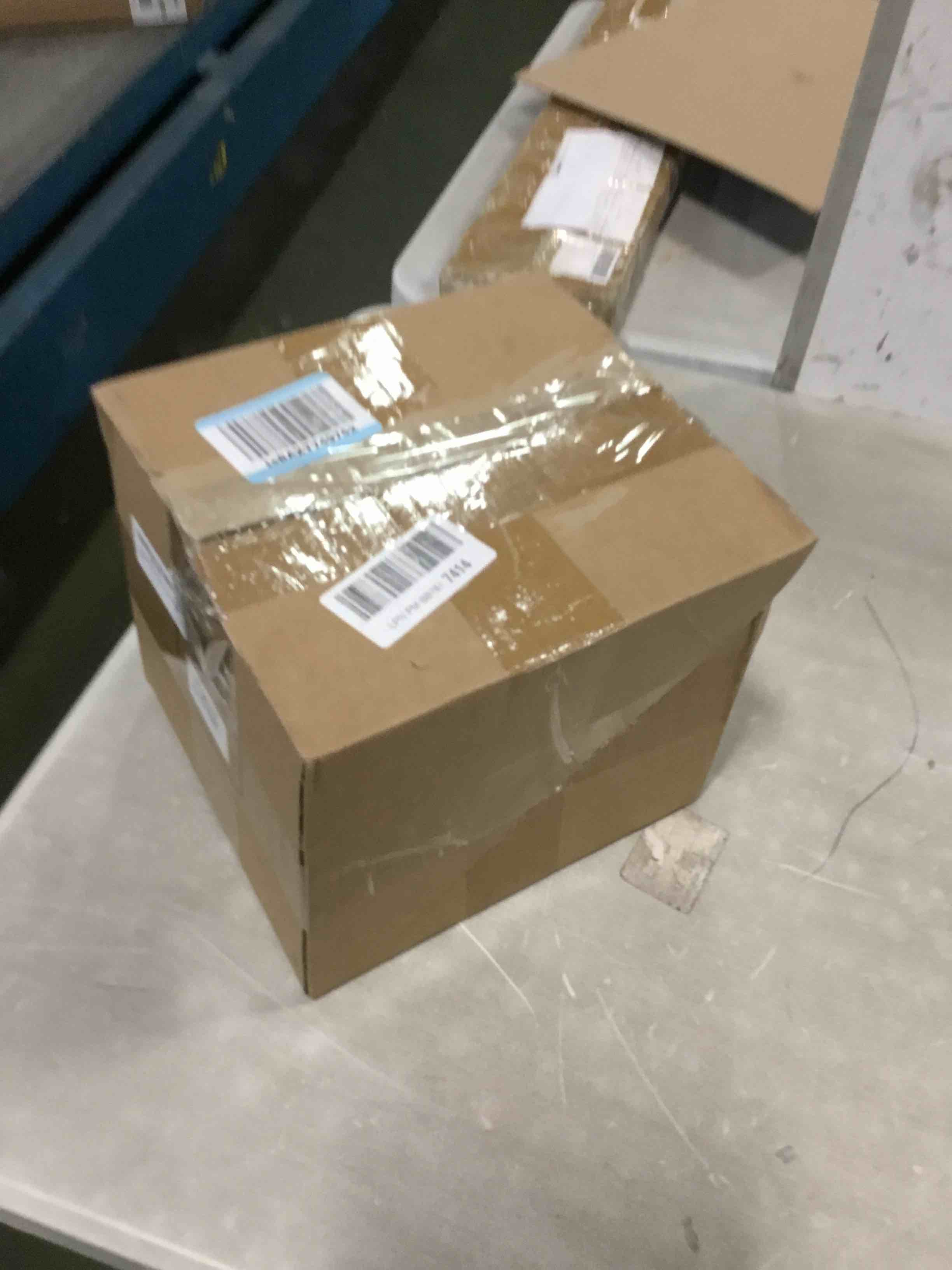 https://s3.amazonaws.com/lotting-images-prod/bidfta/TEA0551971_1729957227529.jpeg