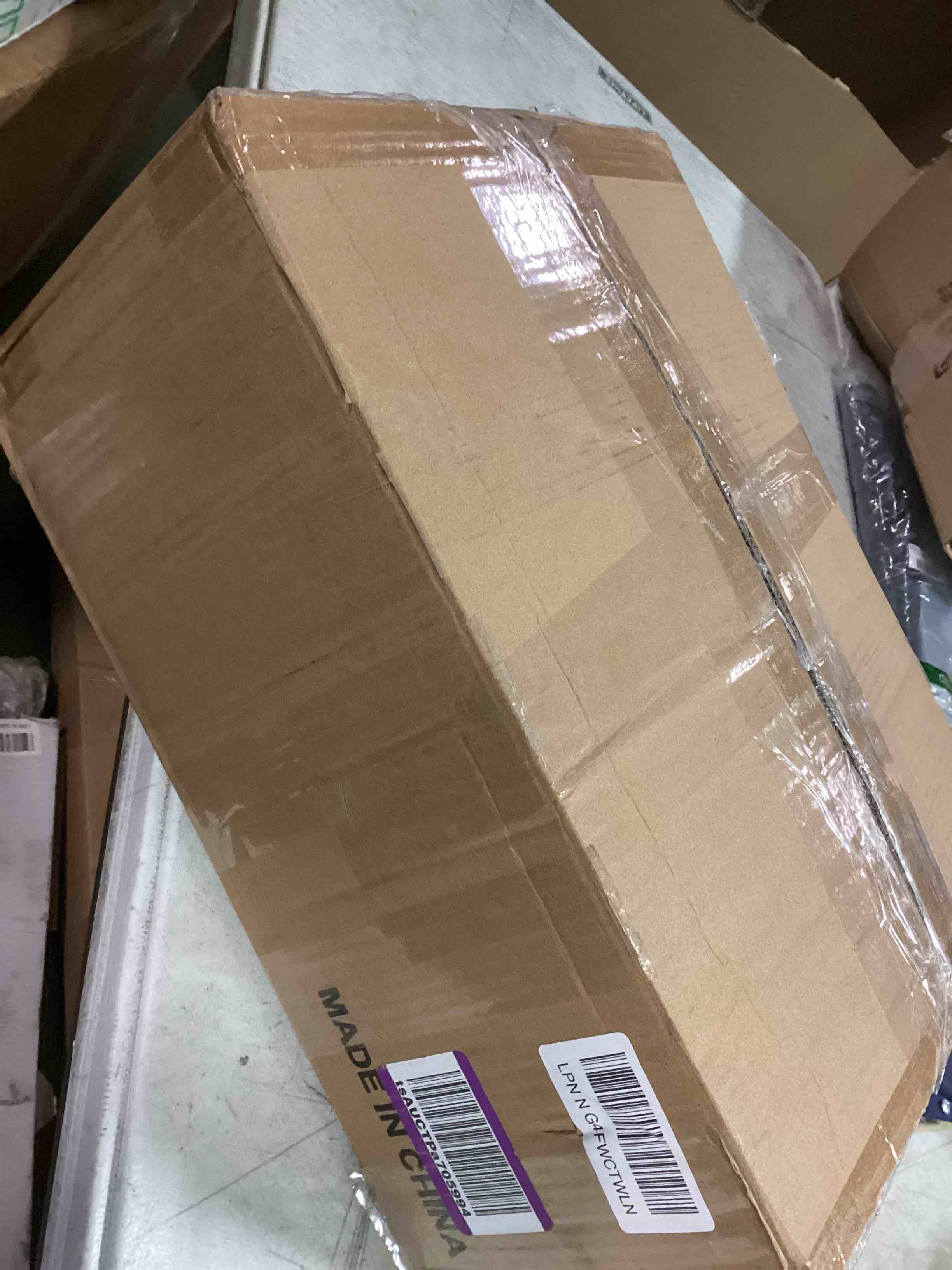 https://s3.amazonaws.com/lotting-images-prod/bidfta/TEA0554669_1732895848116.jpeg