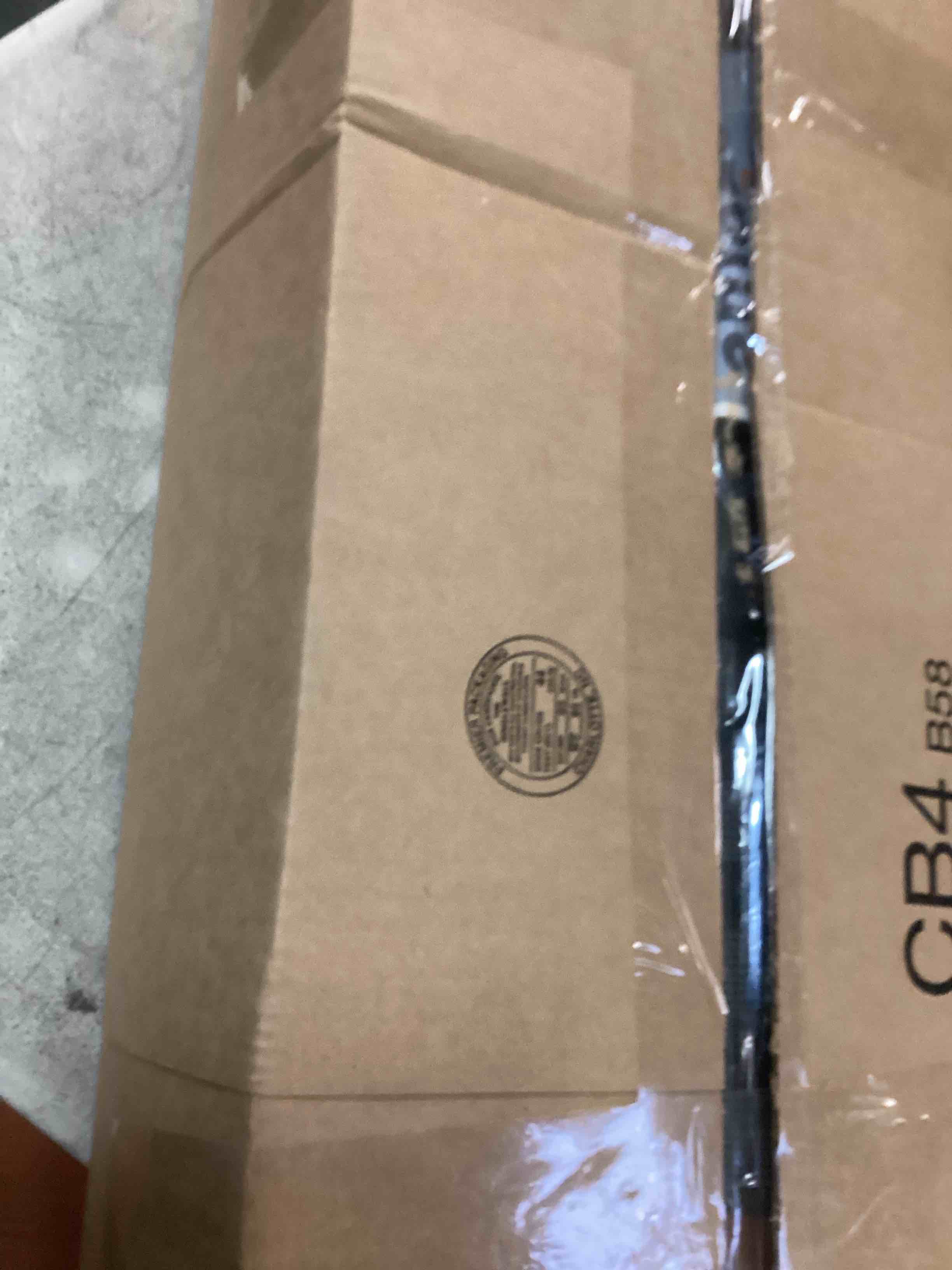 https://s3.amazonaws.com/lotting-images-prod/bidfta/TEA0556409_1732120908019.jpeg