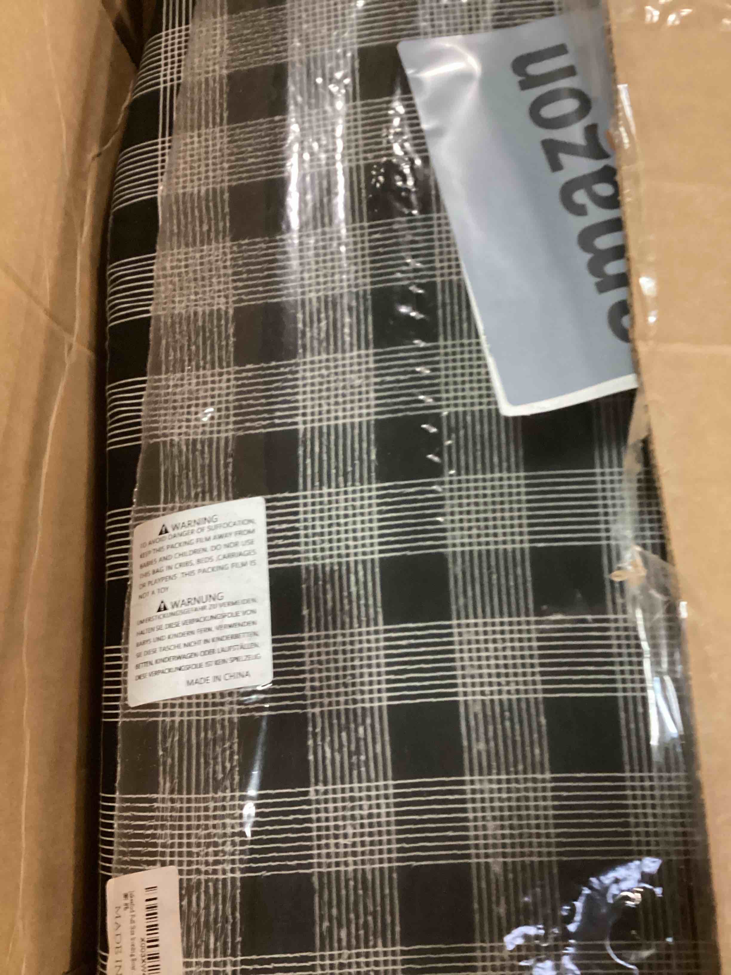 https://s3.amazonaws.com/lotting-images-prod/bidfta/TEA0556409_1732120951477.jpeg