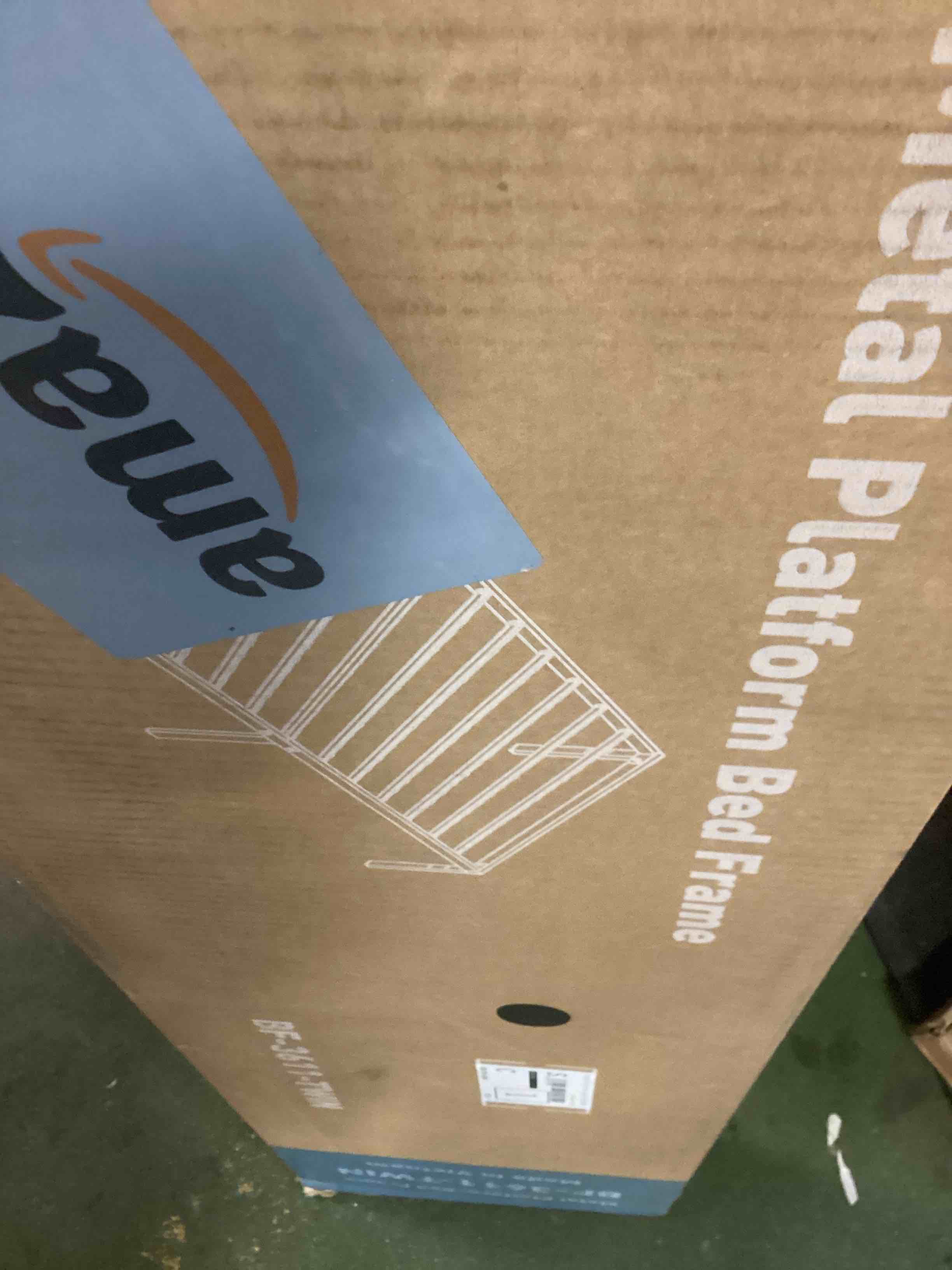 https://s3.amazonaws.com/lotting-images-prod/bidfta/TEA0556694_1732026847176.jpeg