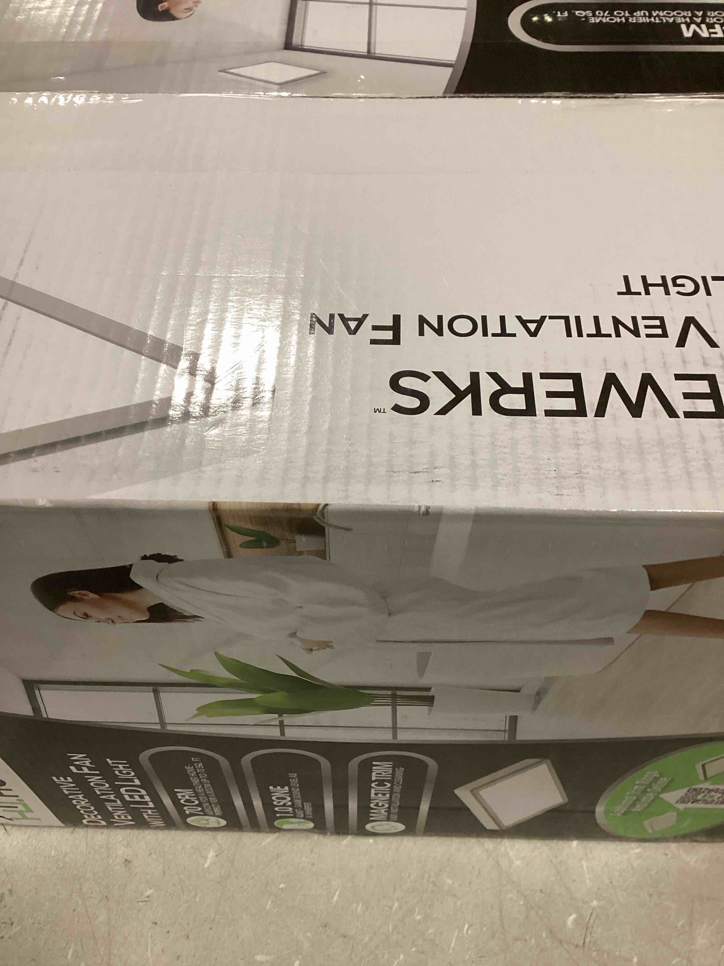 https://s3.amazonaws.com/lotting-images-prod/bidfta/TEA0557306_1731604429784.jpeg