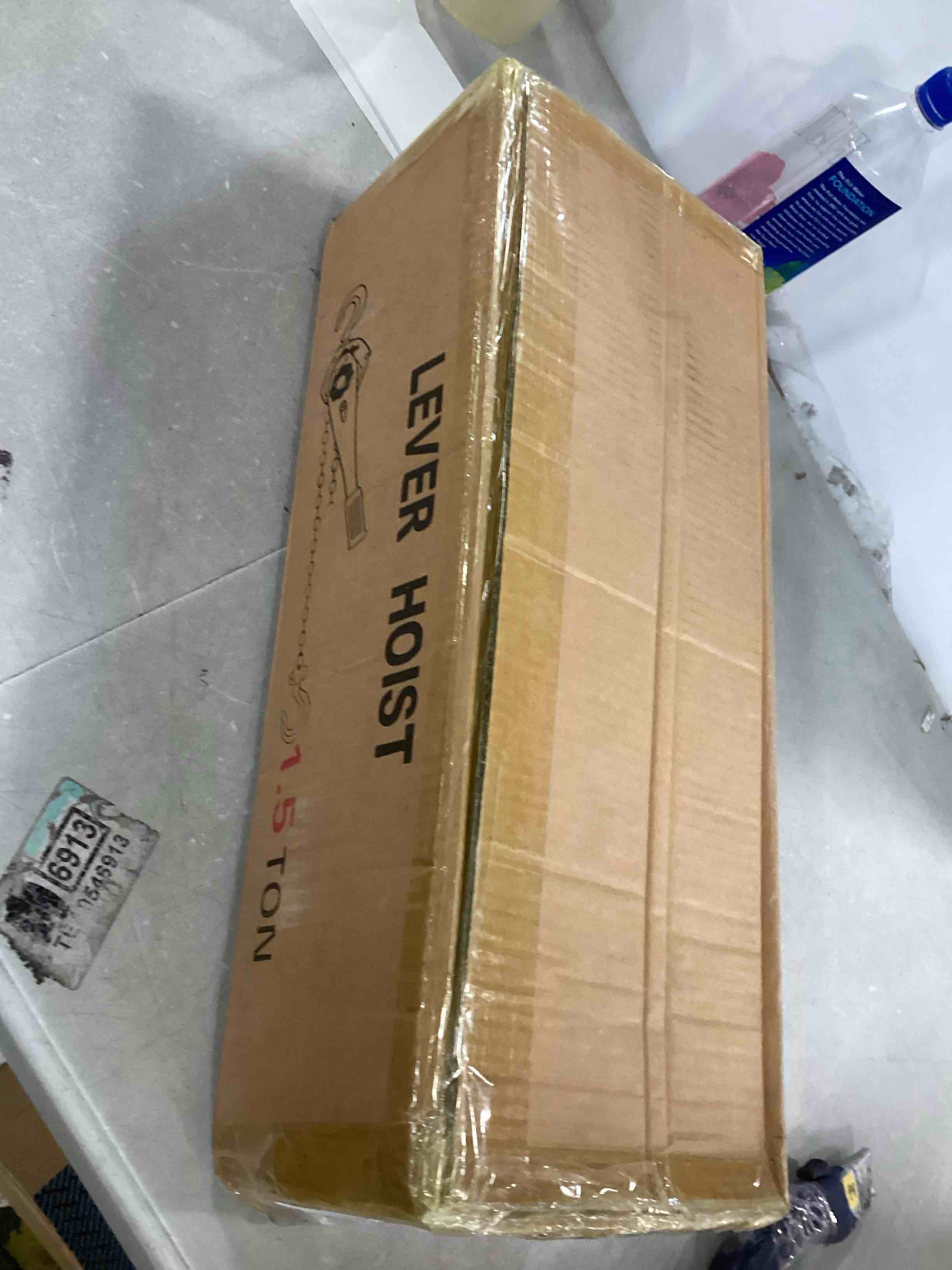 https://s3.amazonaws.com/lotting-images-prod/bidfta/TEA0562056_1732036835278.jpeg