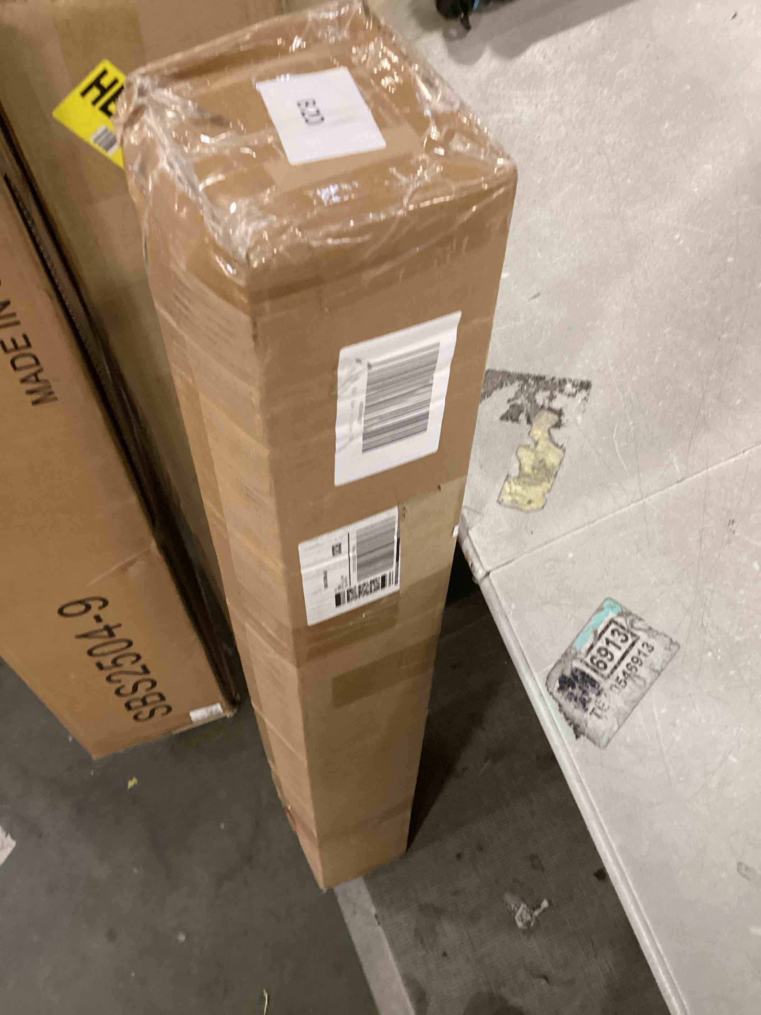 https://s3.amazonaws.com/lotting-images-prod/bidfta/TEA0562095_1732031579722.jpeg