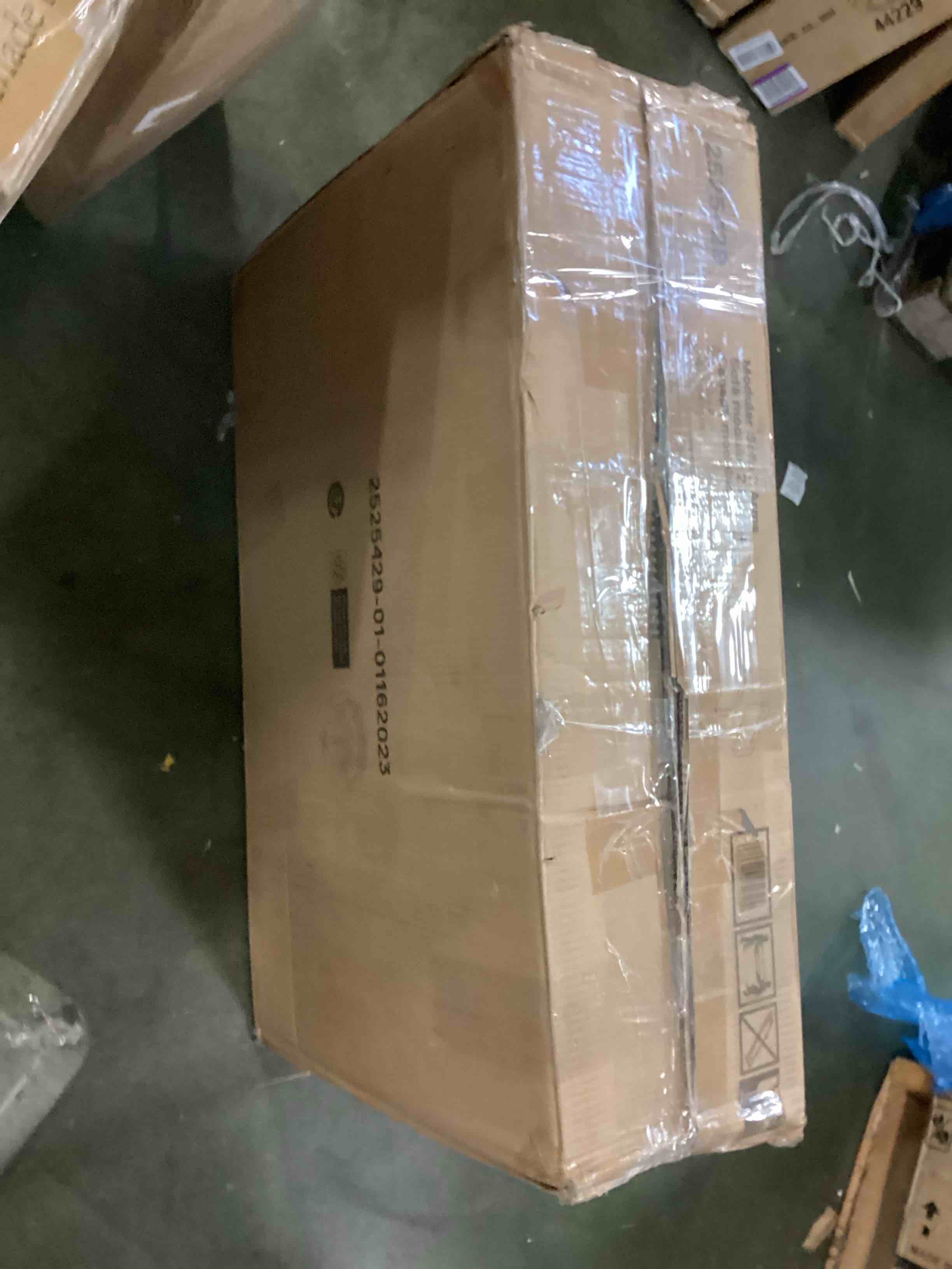 https://s3.amazonaws.com/lotting-images-prod/bidfta/TEA0562139_1732024284351.jpeg