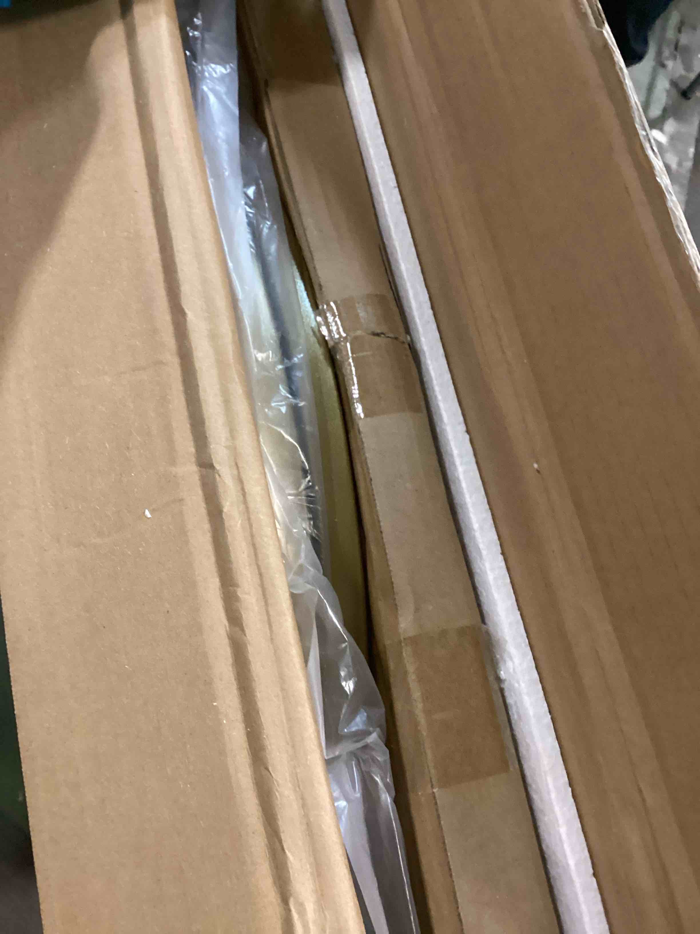 https://s3.amazonaws.com/lotting-images-prod/bidfta/TEA0562332_1731943594898.jpeg