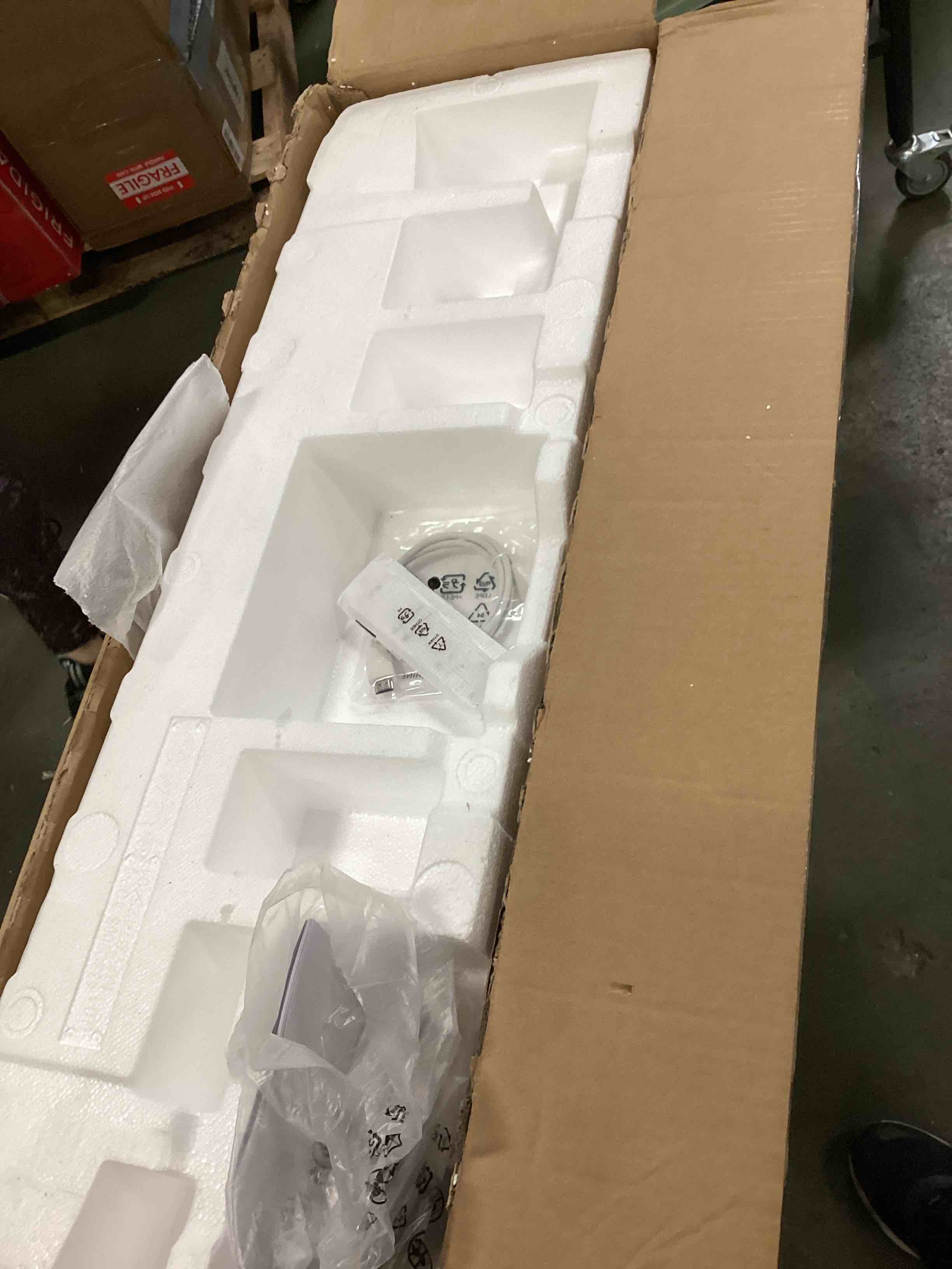 https://s3.amazonaws.com/lotting-images-prod/bidfta/TEA0563528_1731097043629.jpeg