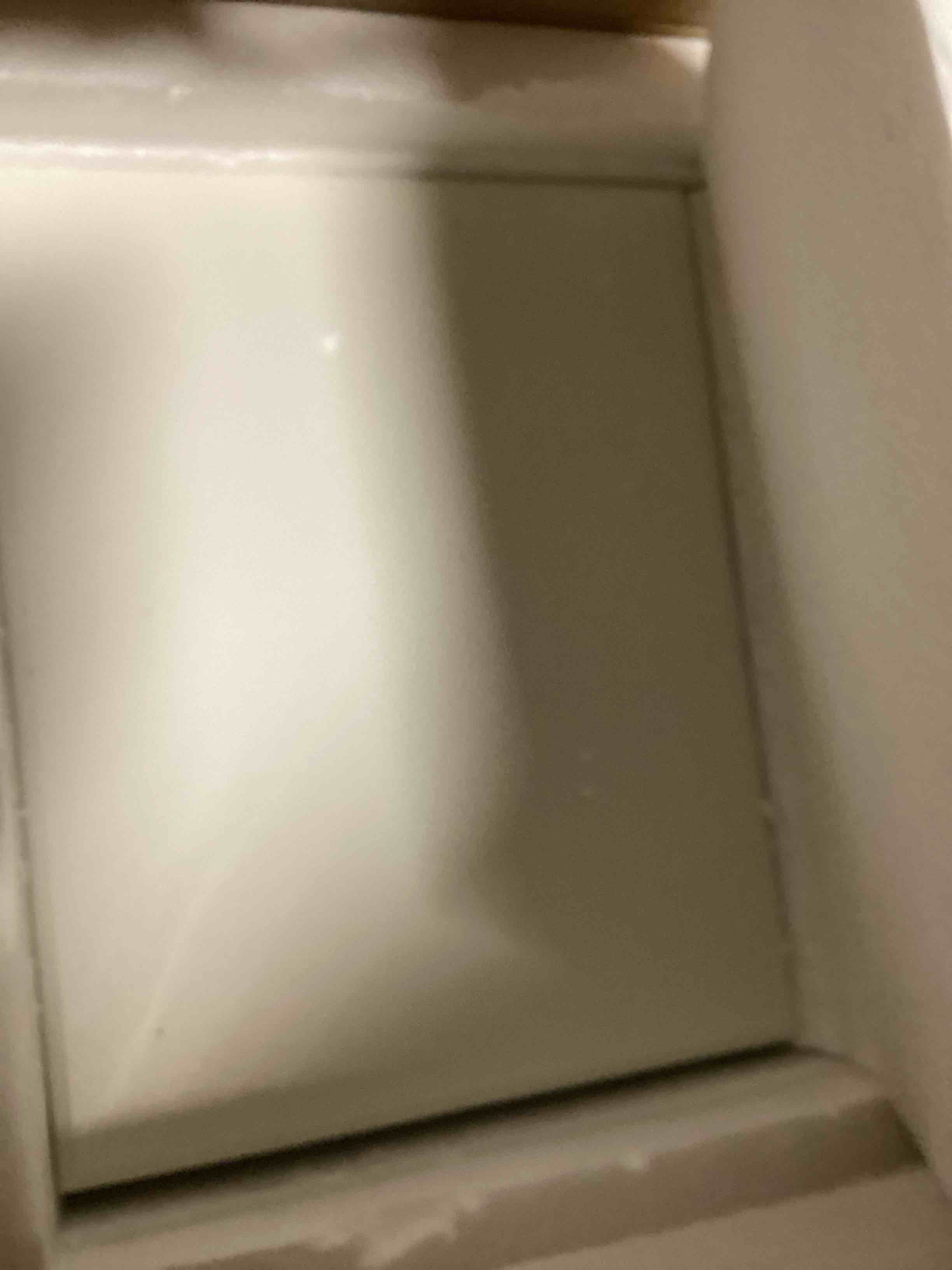 https://s3.amazonaws.com/lotting-images-prod/bidfta/TEA0563747_1730917242703.jpeg