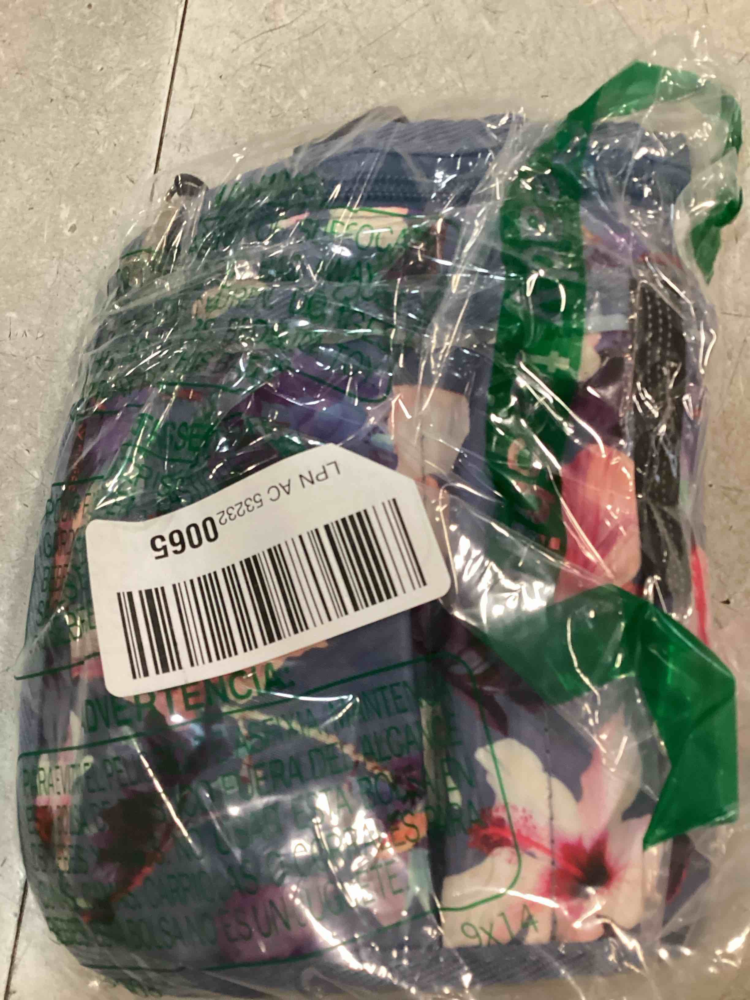 https://s3.amazonaws.com/lotting-images-prod/bidfta/TEA0564808_1732120374139.jpeg