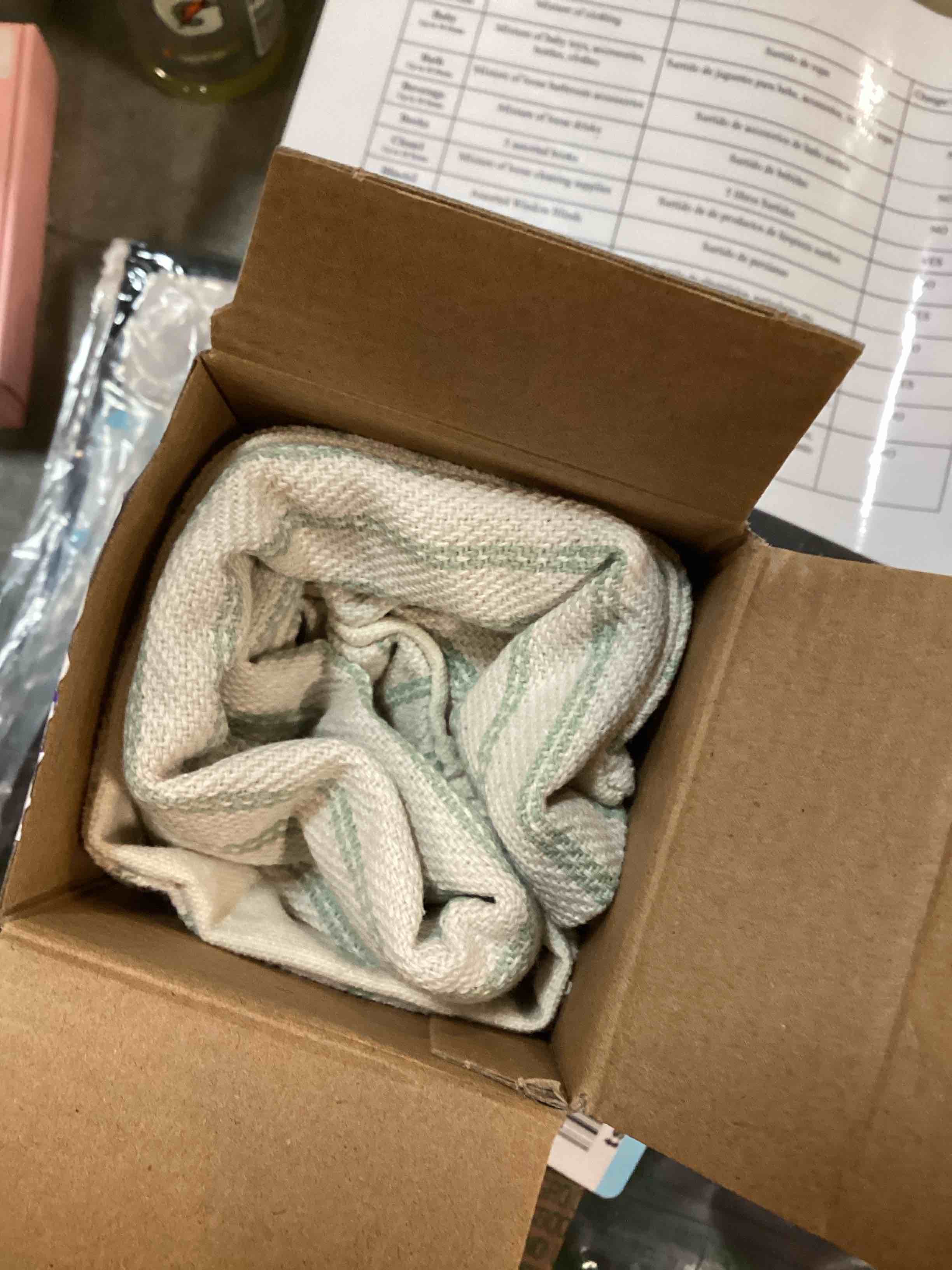 https://s3.amazonaws.com/lotting-images-prod/bidfta/TEA0565240_1731958667899.jpeg