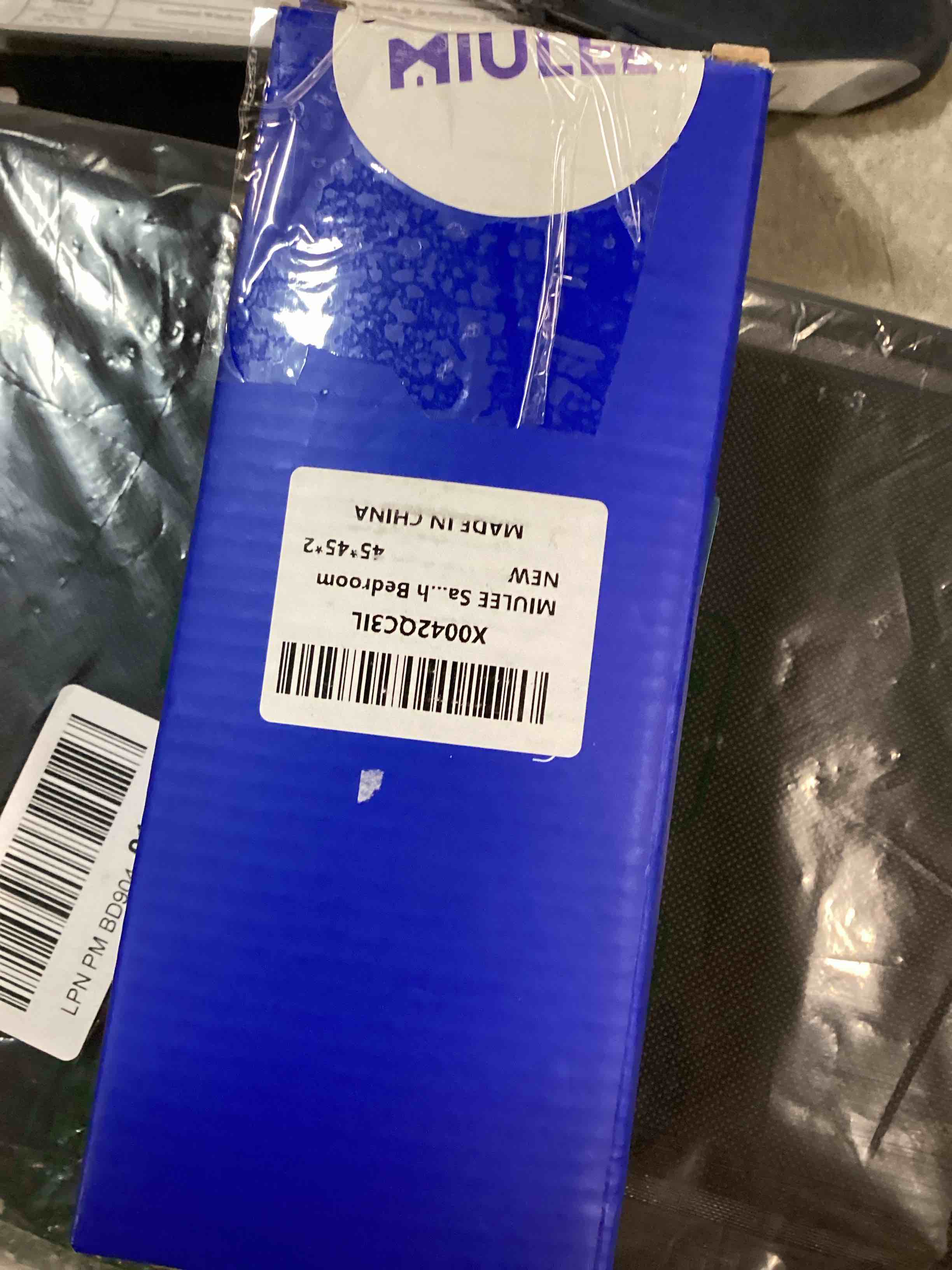 https://s3.amazonaws.com/lotting-images-prod/bidfta/TEA0565240_1731958697013.jpeg