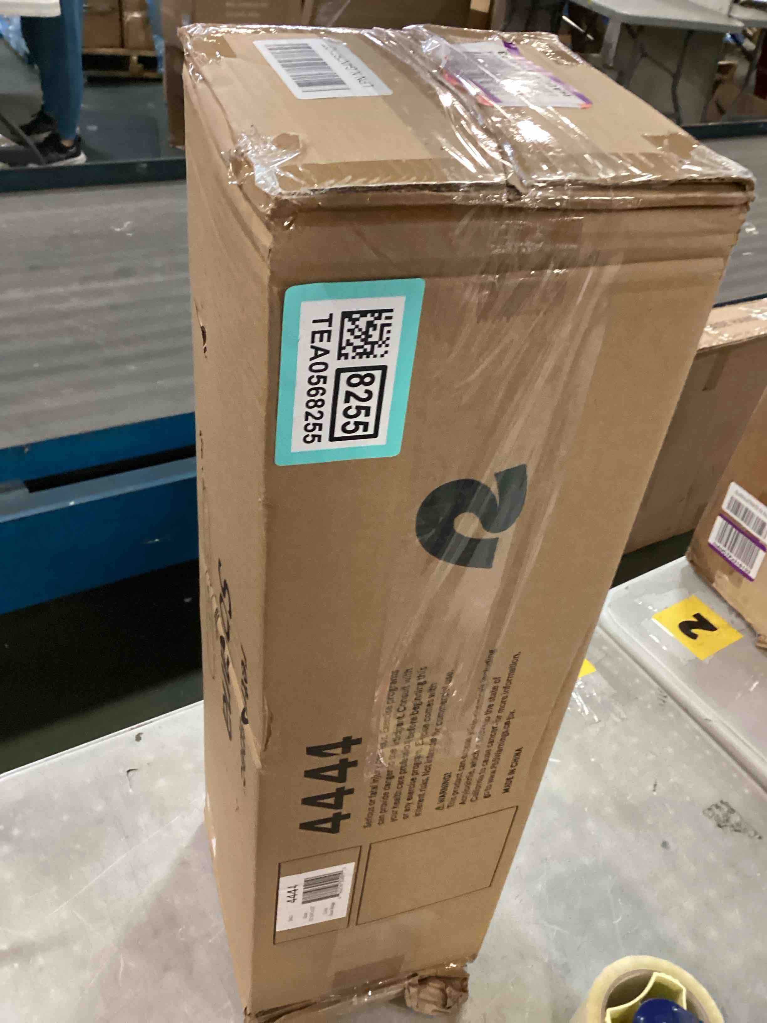 https://s3.amazonaws.com/lotting-images-prod/bidfta/TEA0568255_1731690876312.jpeg