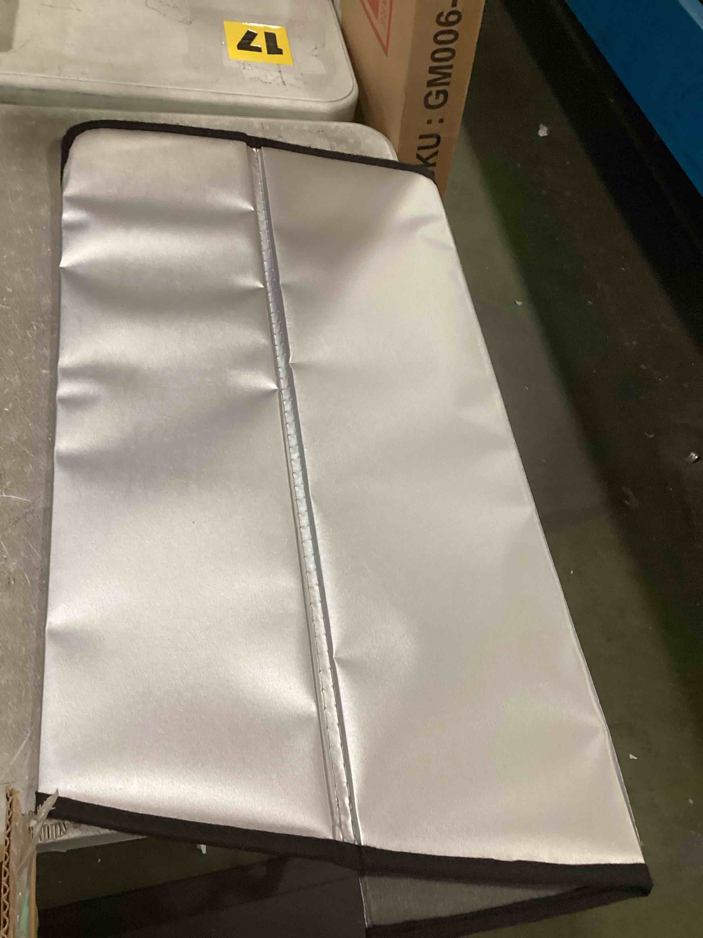 Pigenius Windshield Sun Shade for 2009-2017 Volkswagen Tiguan, 2018 Volkswagen Tiguan Limited - Ultimate Folding Sunshade