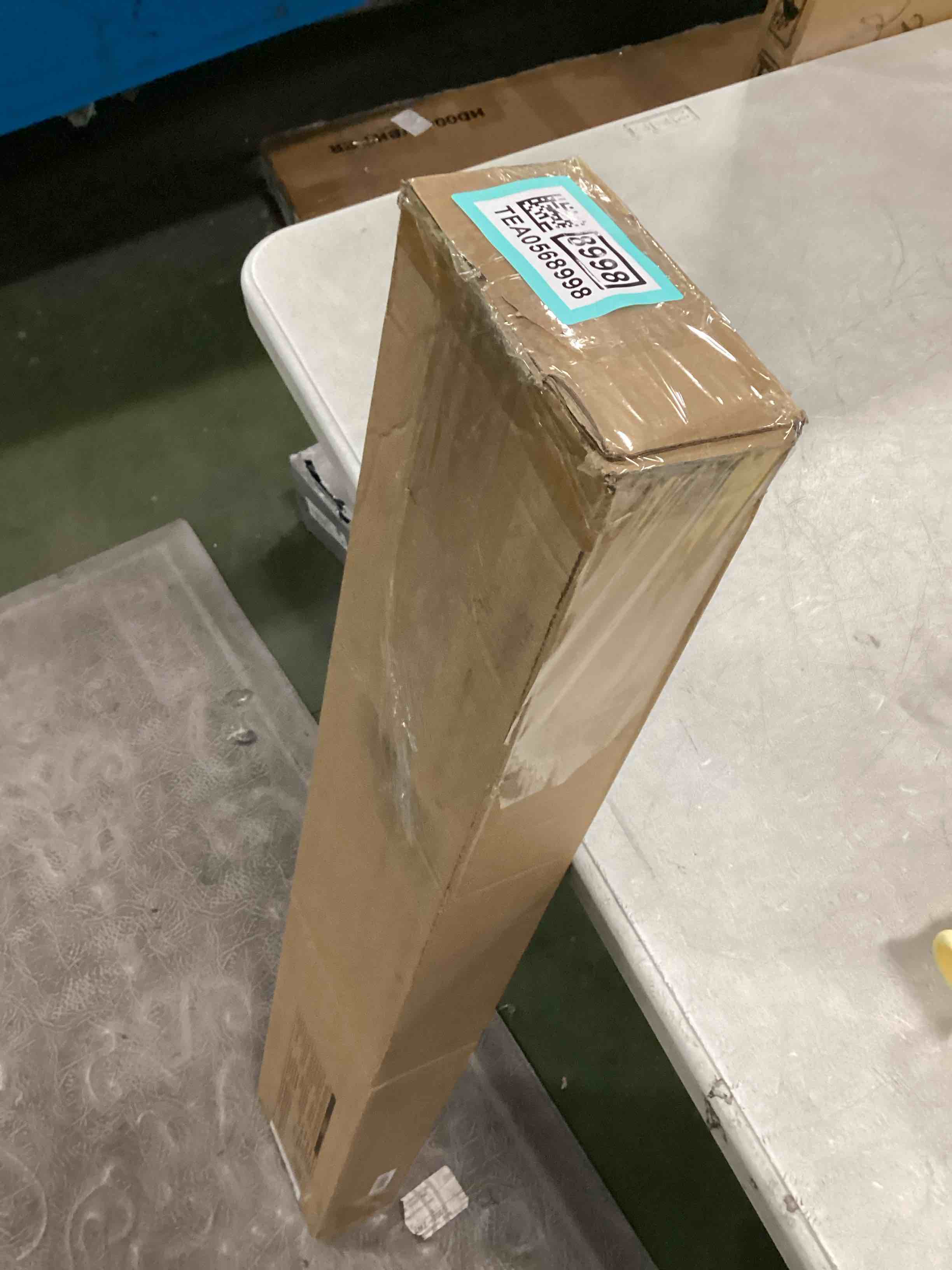 https://s3.amazonaws.com/lotting-images-prod/bidfta/TEA0568998_1731502364359.jpeg