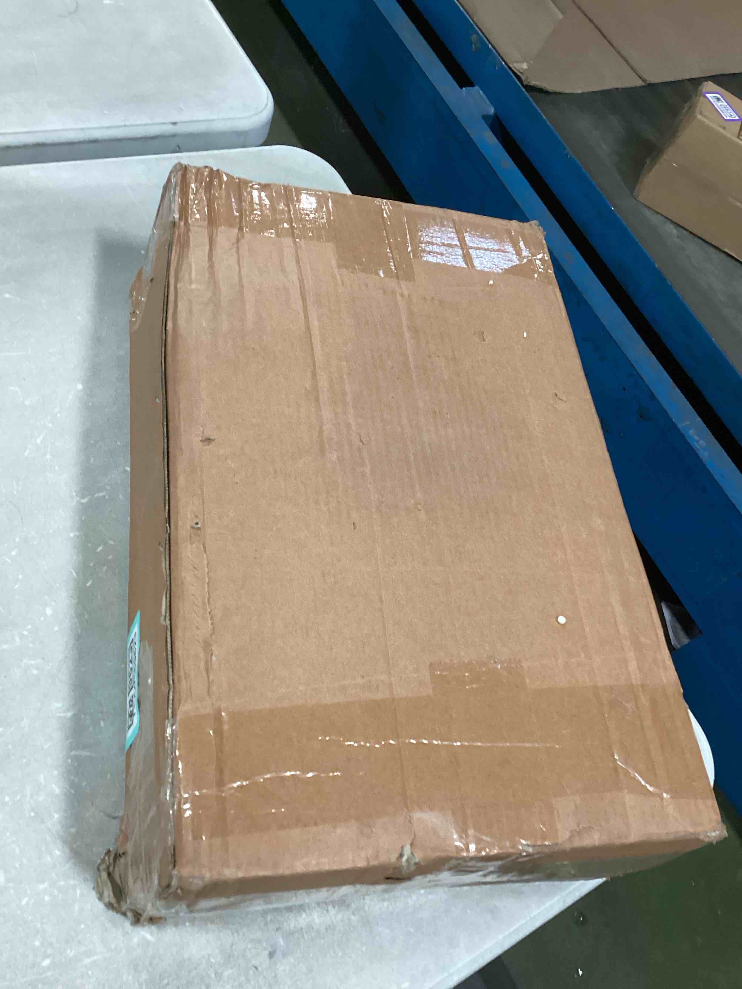 https://s3.amazonaws.com/lotting-images-prod/bidfta/TEA0569623_1731159799598.jpeg
