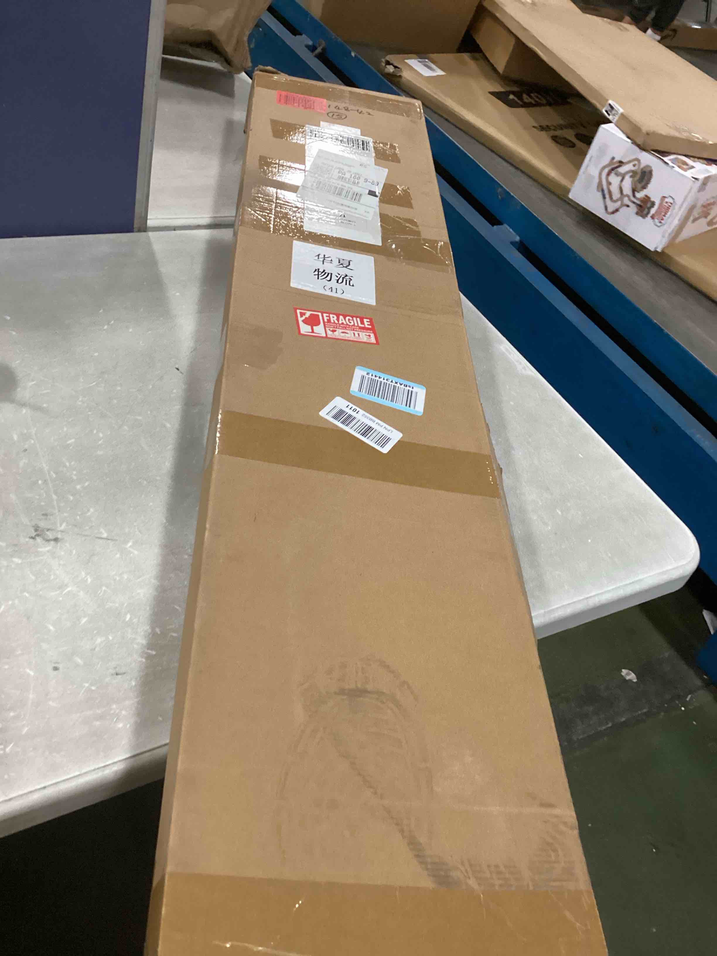 https://s3.amazonaws.com/lotting-images-prod/bidfta/TEA0569673_1731154609498.jpeg