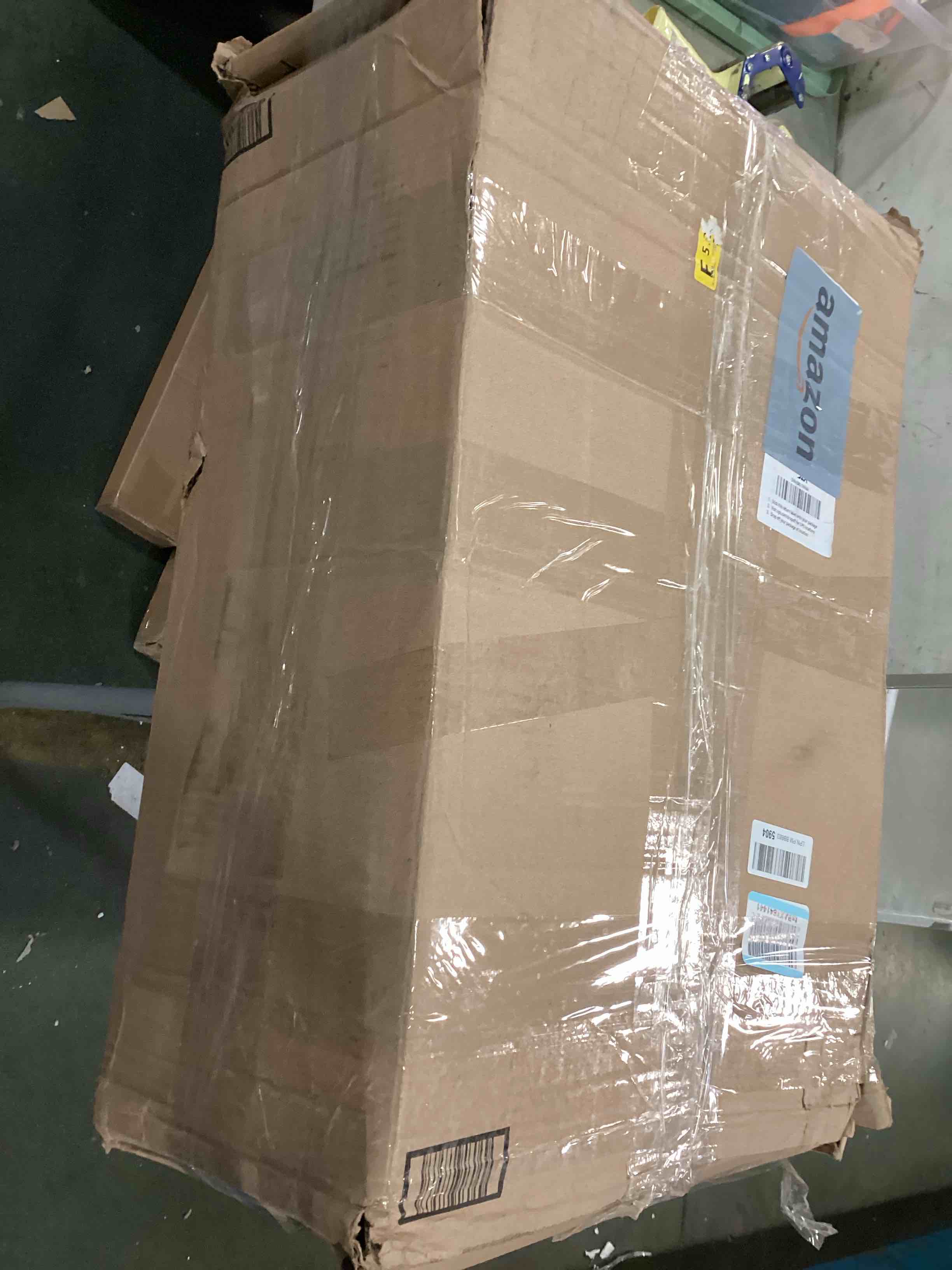 https://s3.amazonaws.com/lotting-images-prod/bidfta/TEA0571821_1731345857884.jpeg