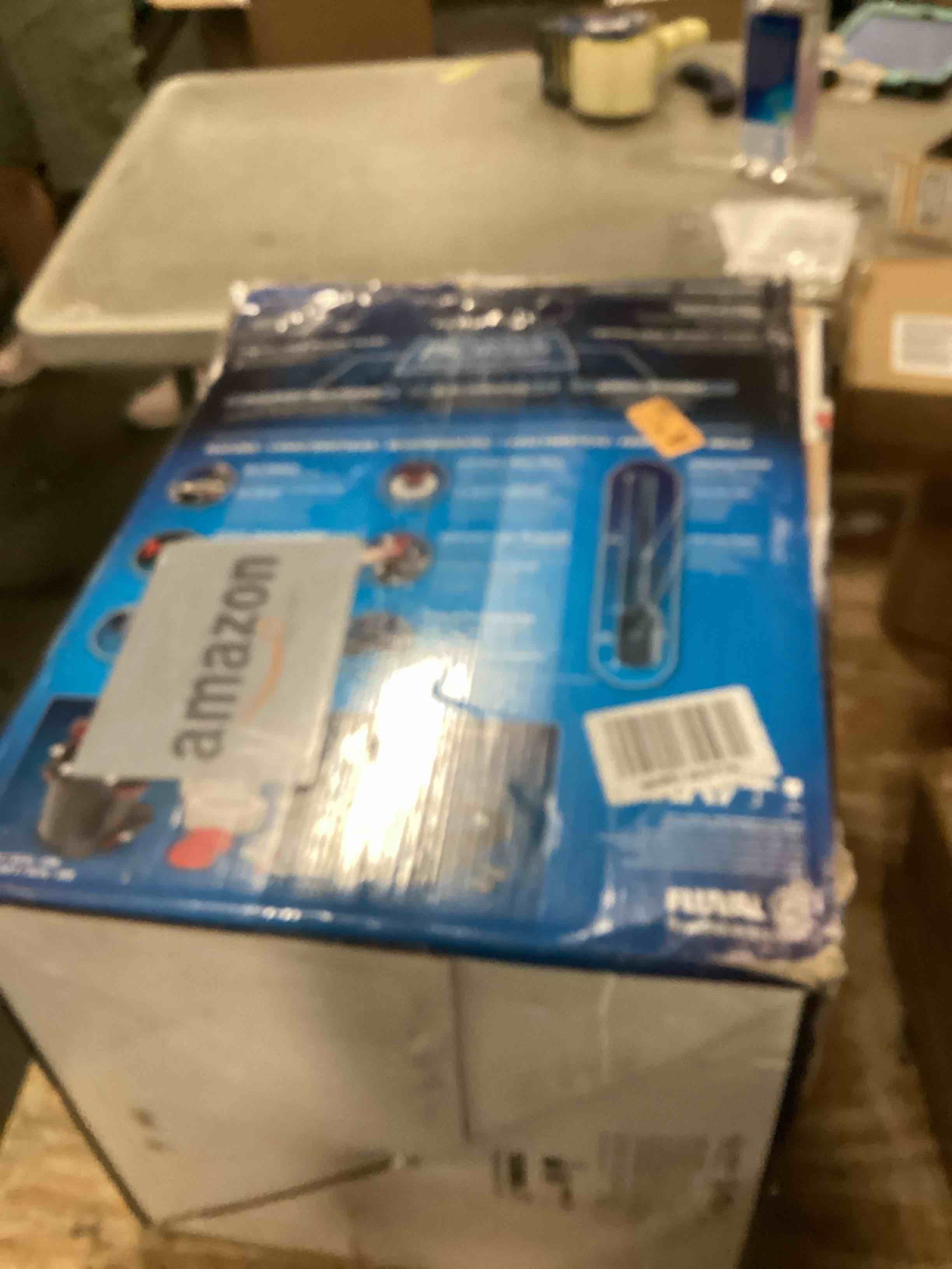 https://s3.amazonaws.com/lotting-images-prod/bidfta/TEA0572064_1732118969157.jpeg