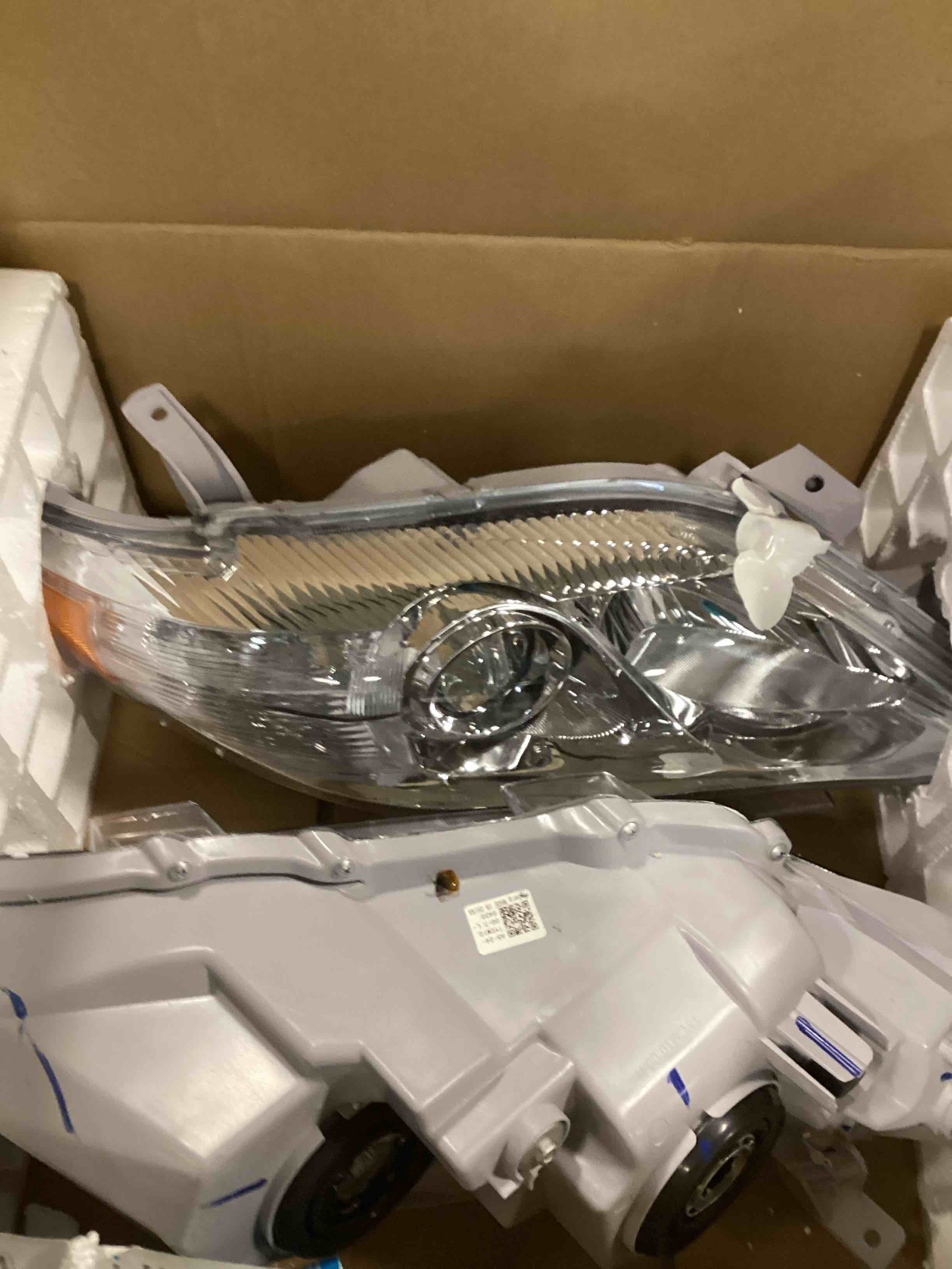 Nilight Headlight Assembly Compatible with 2010 2011 Toyota Camry Headlamps Replacement Chrome Housing Amber Reflector Upgraded Clear Lens Driver and Passenger Side Chrome Housing+ Amber Reflector Fit 2010-2011 Camry