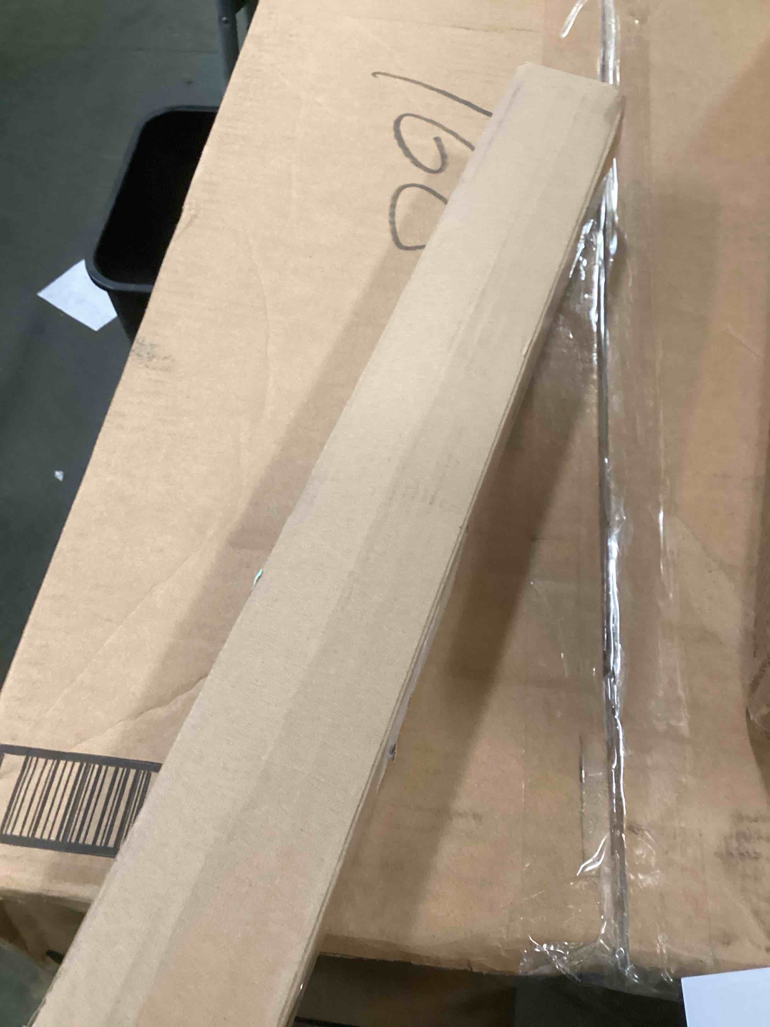 https://s3.amazonaws.com/lotting-images-prod/bidfta/TEA0573485_1731345218425.jpeg