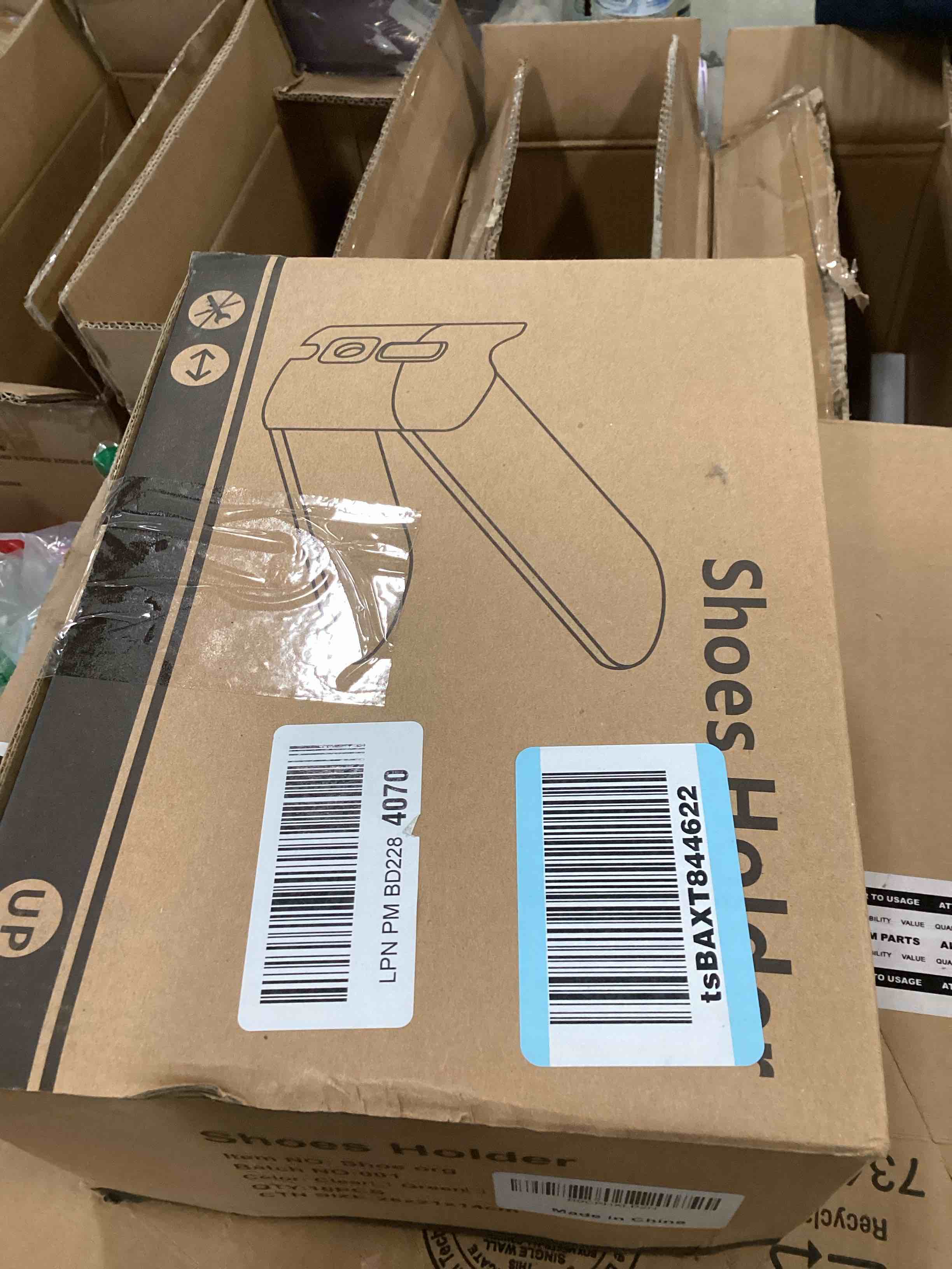 https://s3.amazonaws.com/lotting-images-prod/bidfta/TEA0573732_1731084088676.jpeg