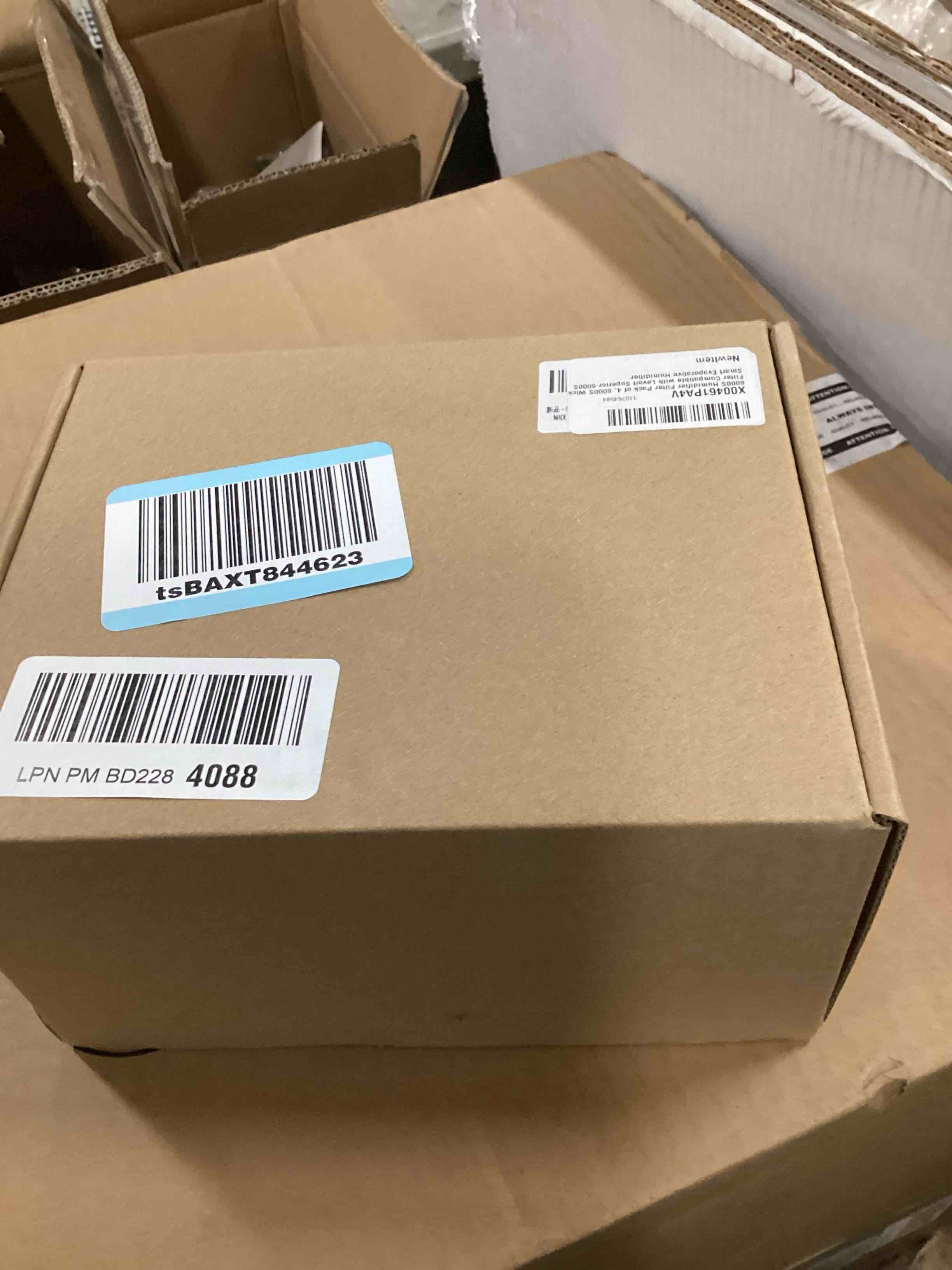 https://s3.amazonaws.com/lotting-images-prod/bidfta/TEA0573856_1731067778574.jpeg