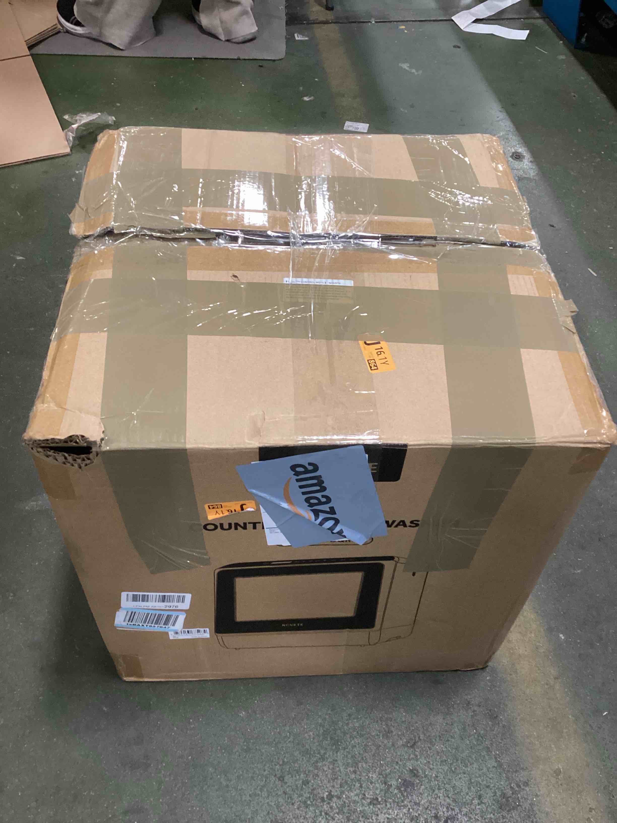 https://s3.amazonaws.com/lotting-images-prod/bidfta/TEA0574147_1733320637066.jpeg