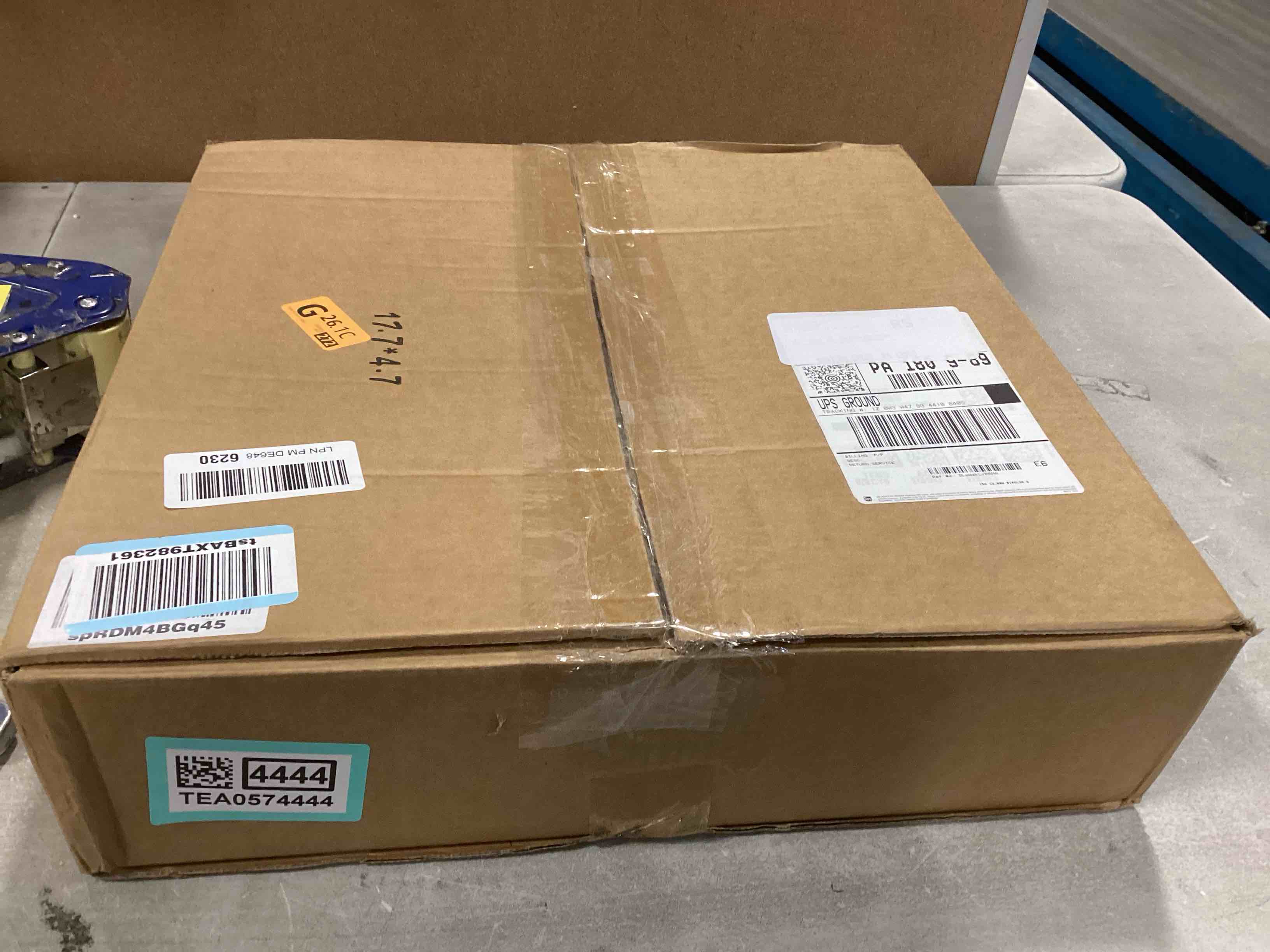 https://s3.amazonaws.com/lotting-images-prod/bidfta/TEA0574444_1733229757940.jpeg