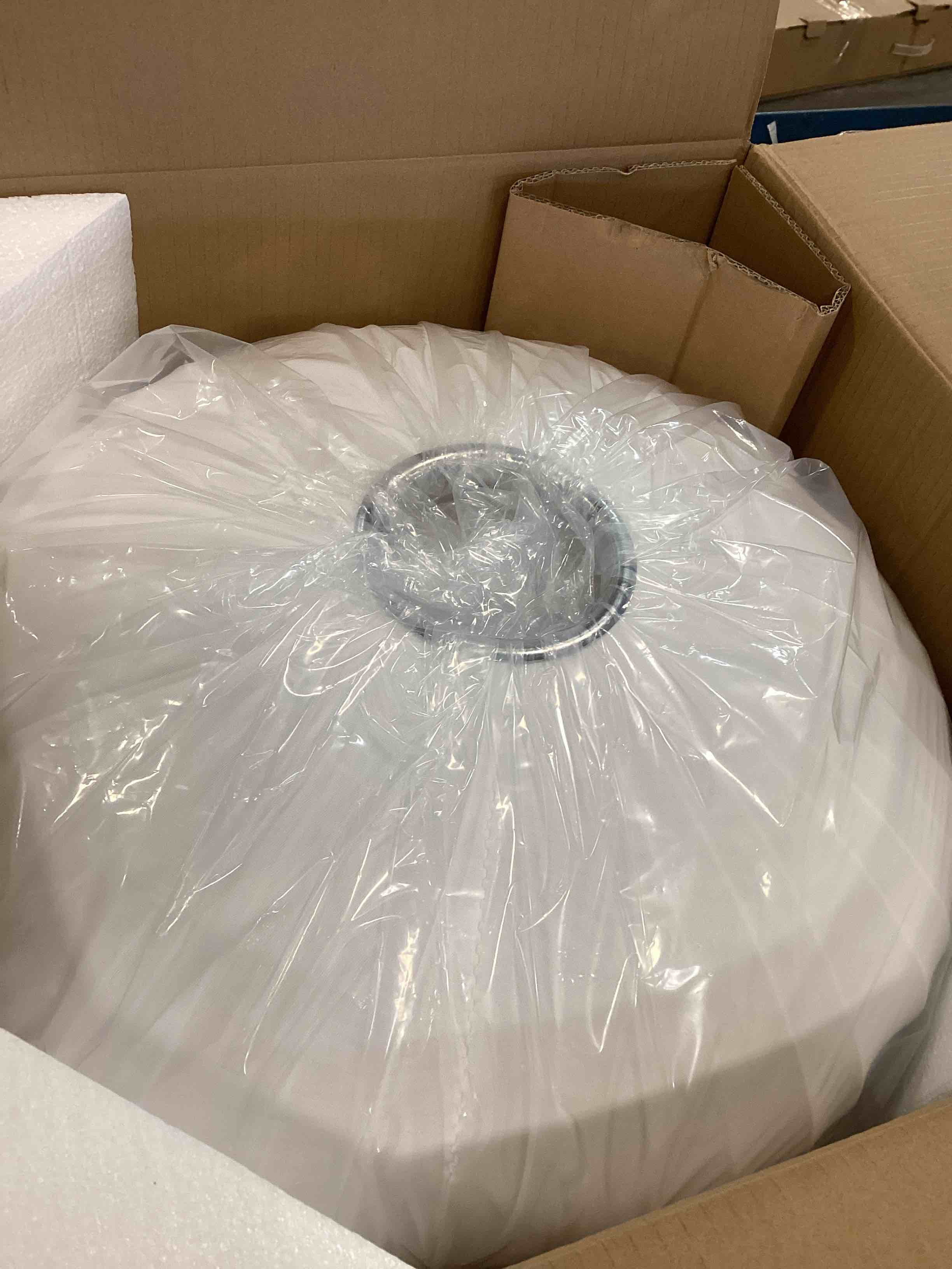 https://s3.amazonaws.com/lotting-images-prod/bidfta/TEA0574558_1733159635932.jpeg