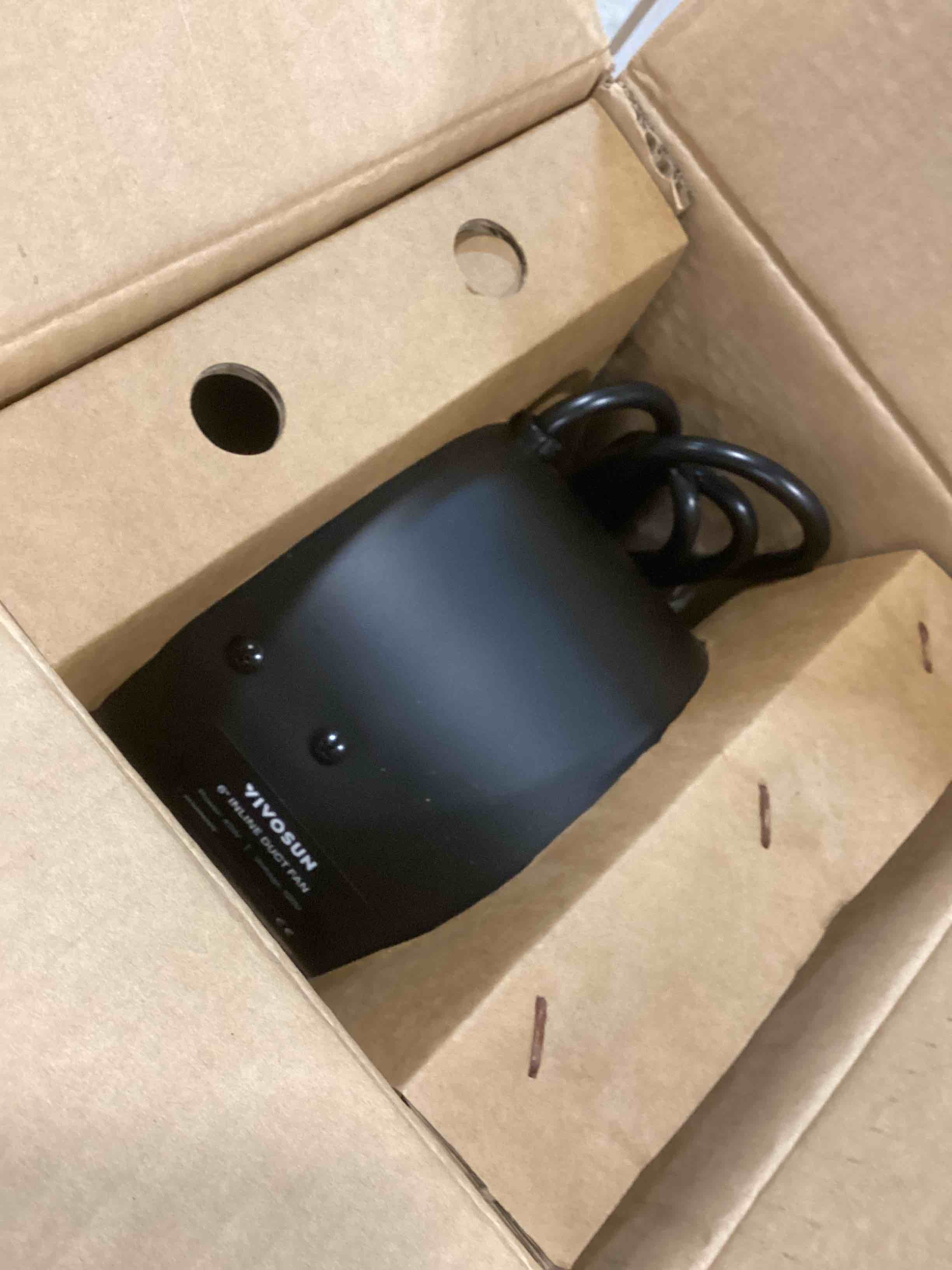 https://s3.amazonaws.com/lotting-images-prod/bidfta/TEA0574940_1732733609621.jpeg