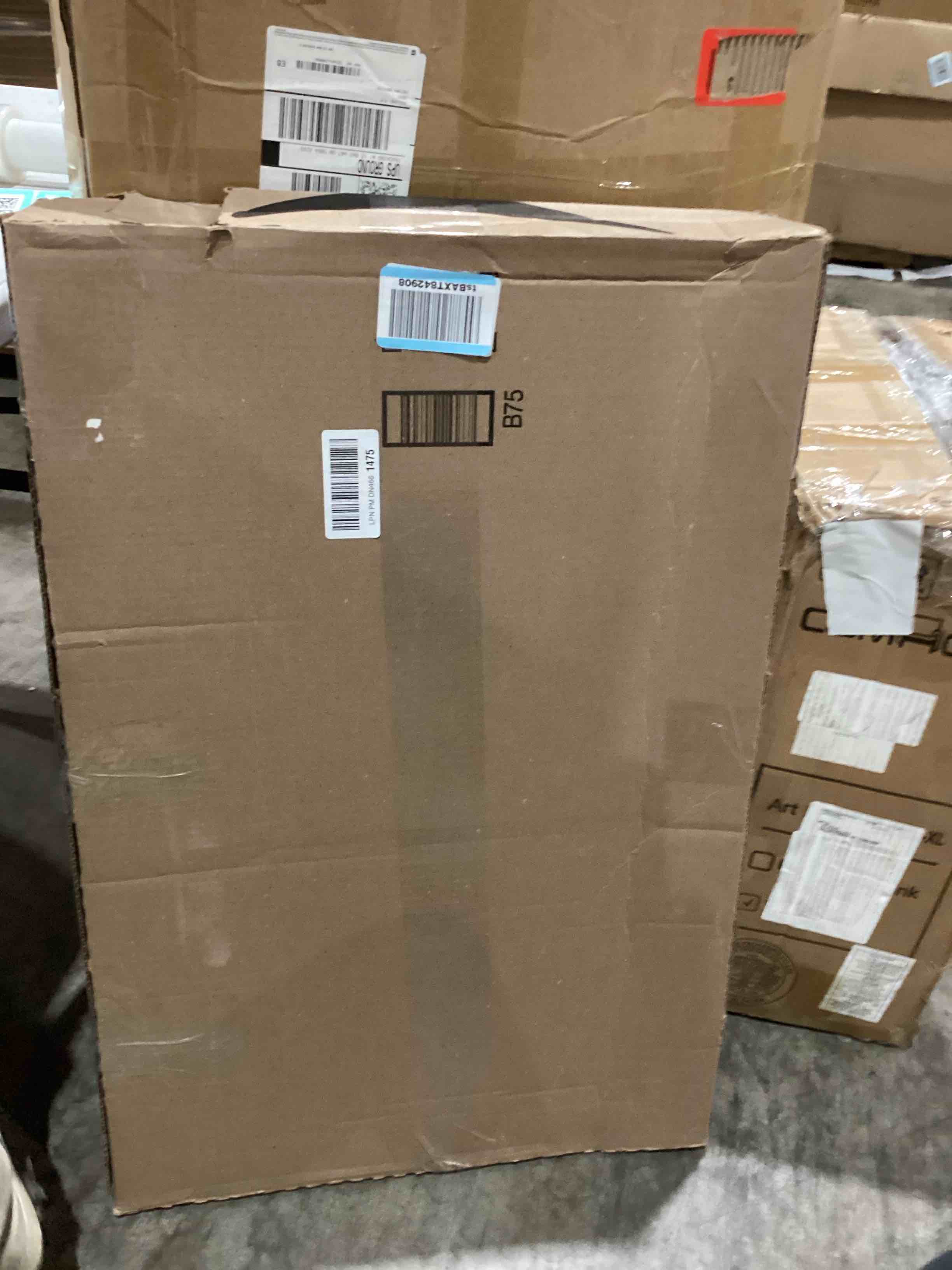 https://s3.amazonaws.com/lotting-images-prod/bidfta/TEA0576724_1738337156516.jpeg