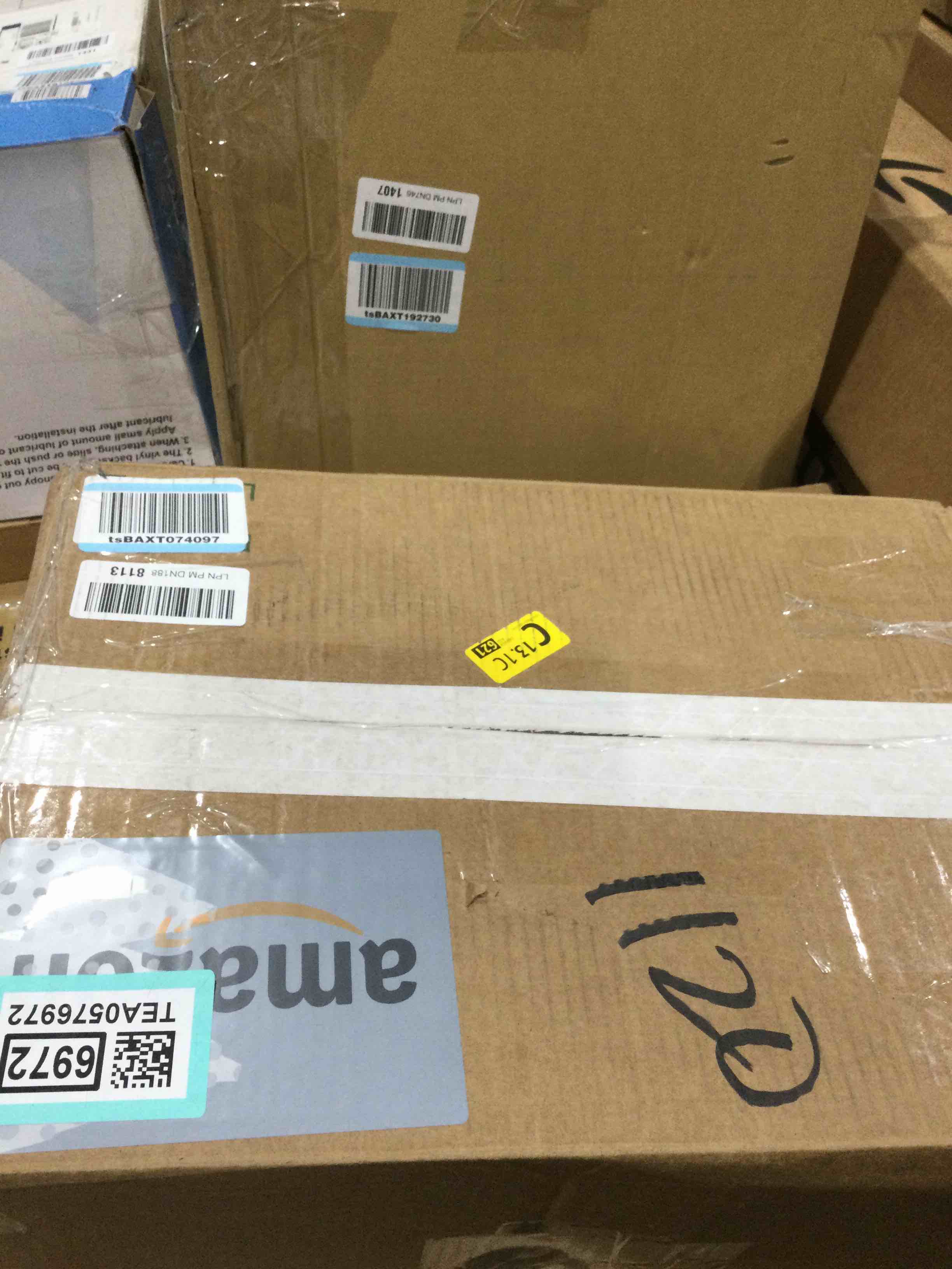 https://s3.amazonaws.com/lotting-images-prod/bidfta/TEA0576972_1738250238036.jpeg