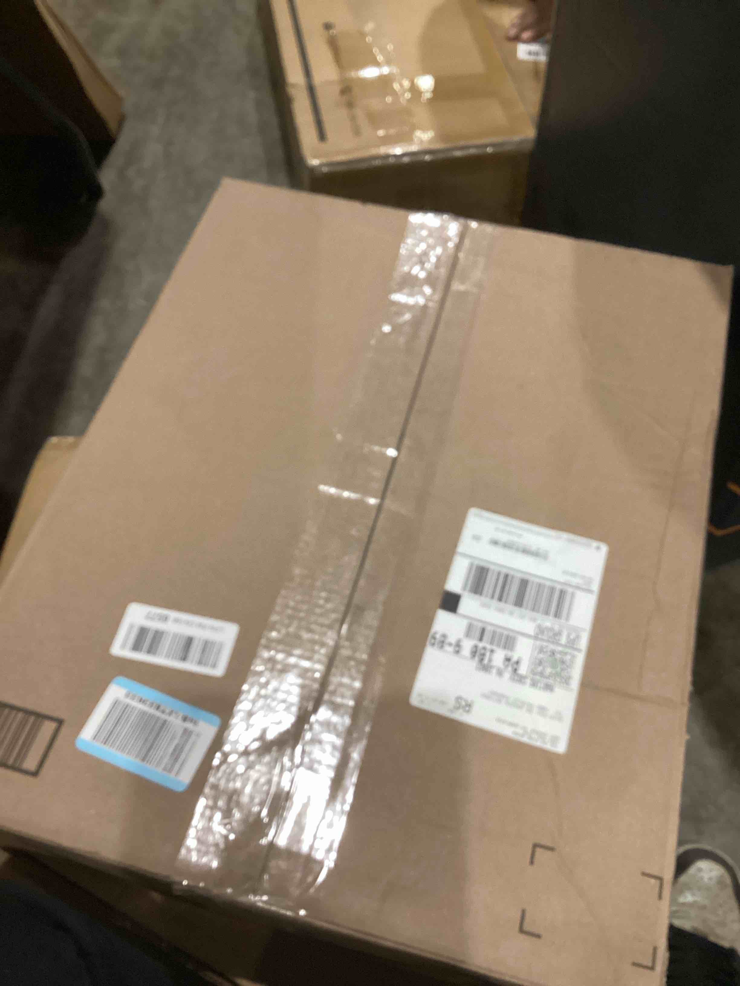 https://s3.amazonaws.com/lotting-images-prod/bidfta/TEA0577200_1738162426027.jpeg